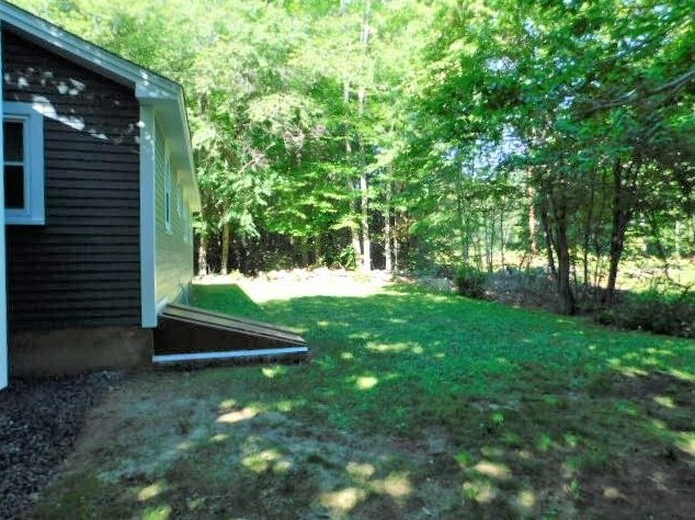 18 Highland Ave, Jaffrey NH  03452-6131 exterior