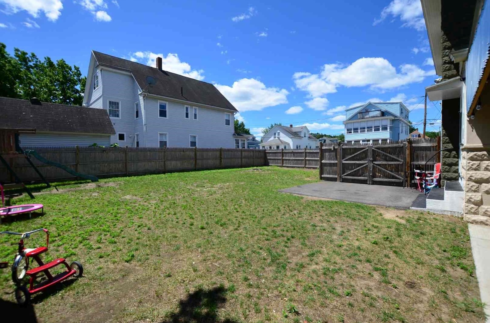 8 6 St, Nashua NH  exterior