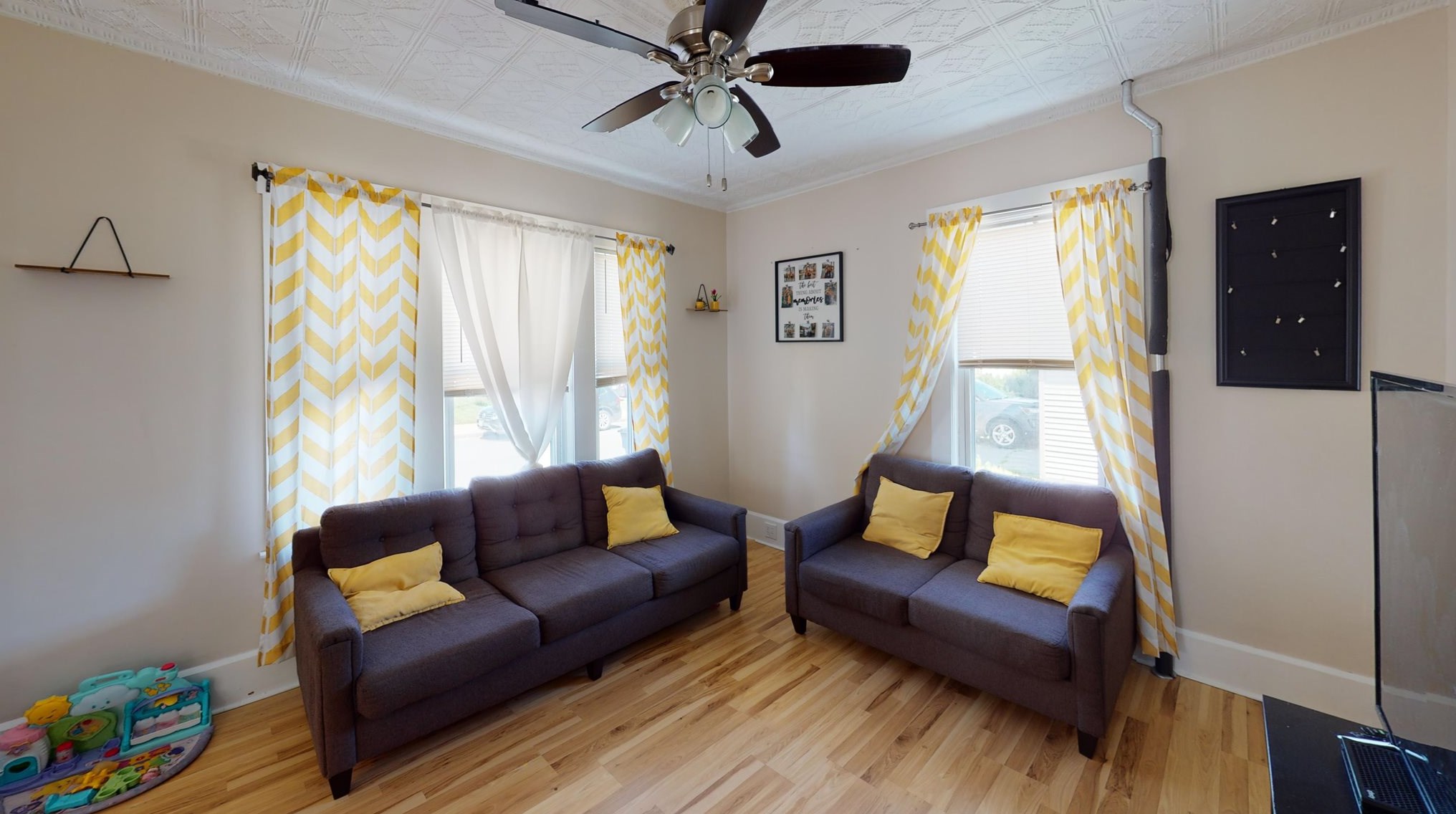 8 6 St, Nashua NH  exterior