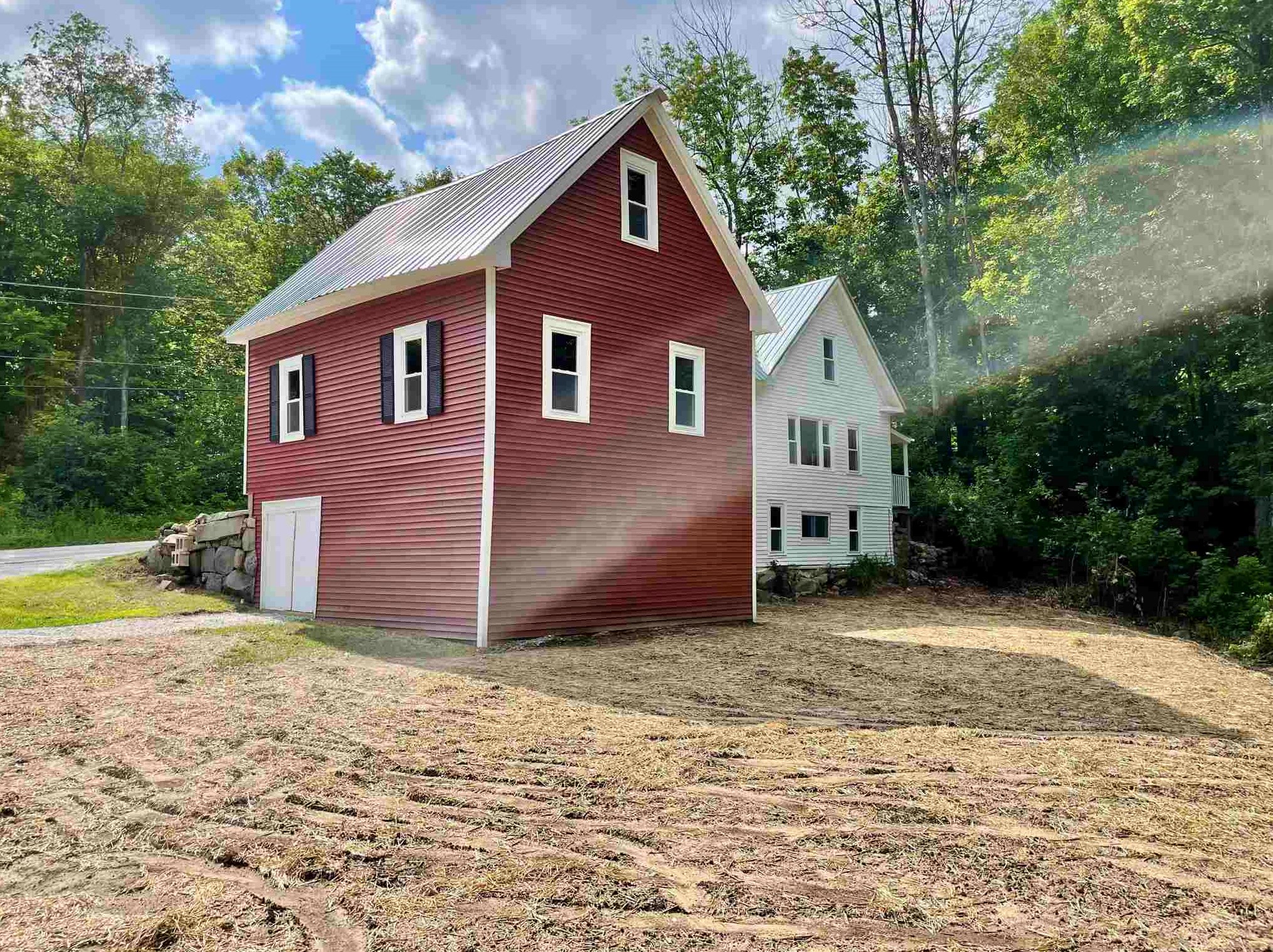 100 Forest Rd, Lyndeborough NH  03082-6207 exterior