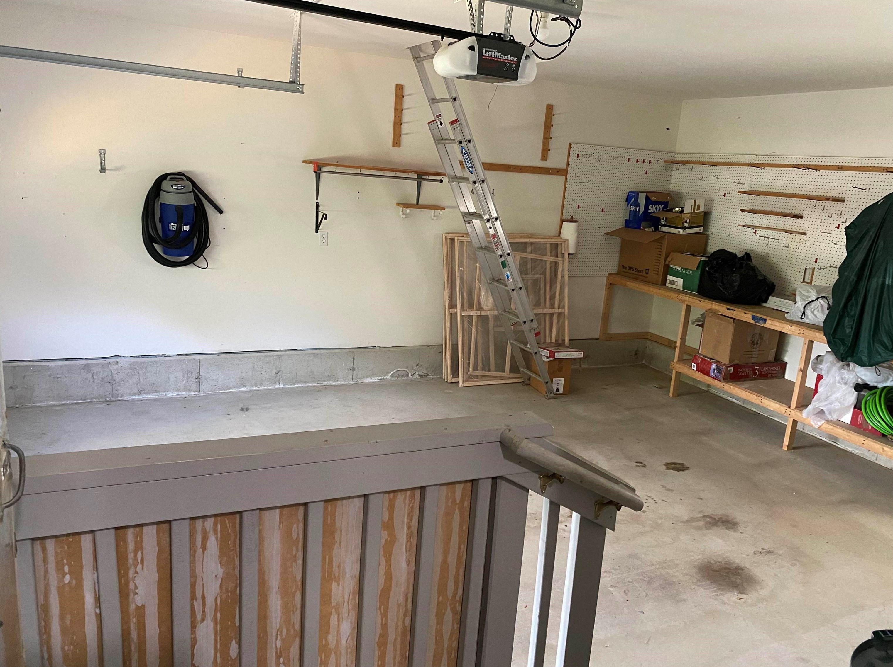 62 Victorian Way, Manchester NH  03104-5789 exterior