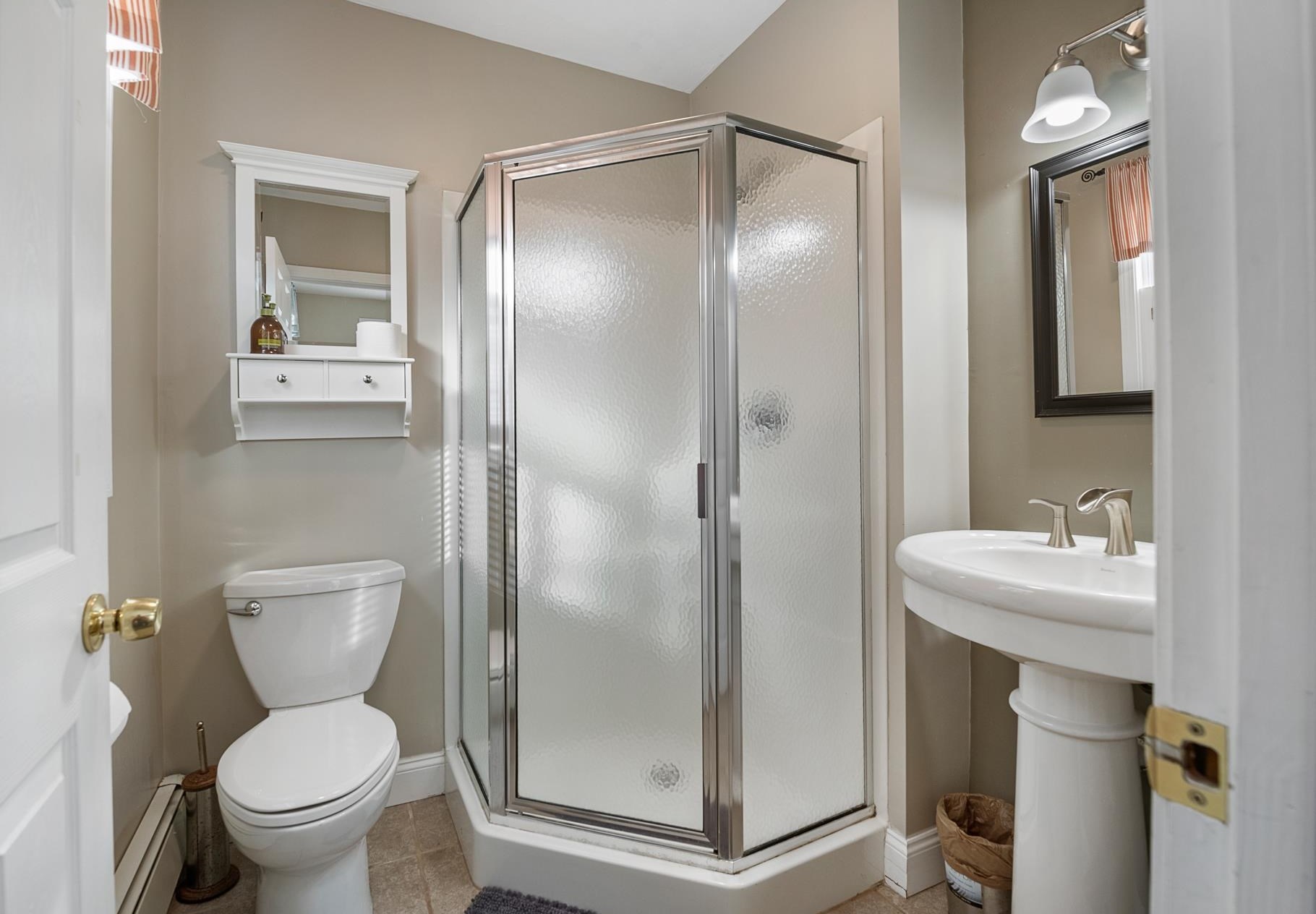 34 Hilltop Dr, Newbury NH 03255-5612 exterior