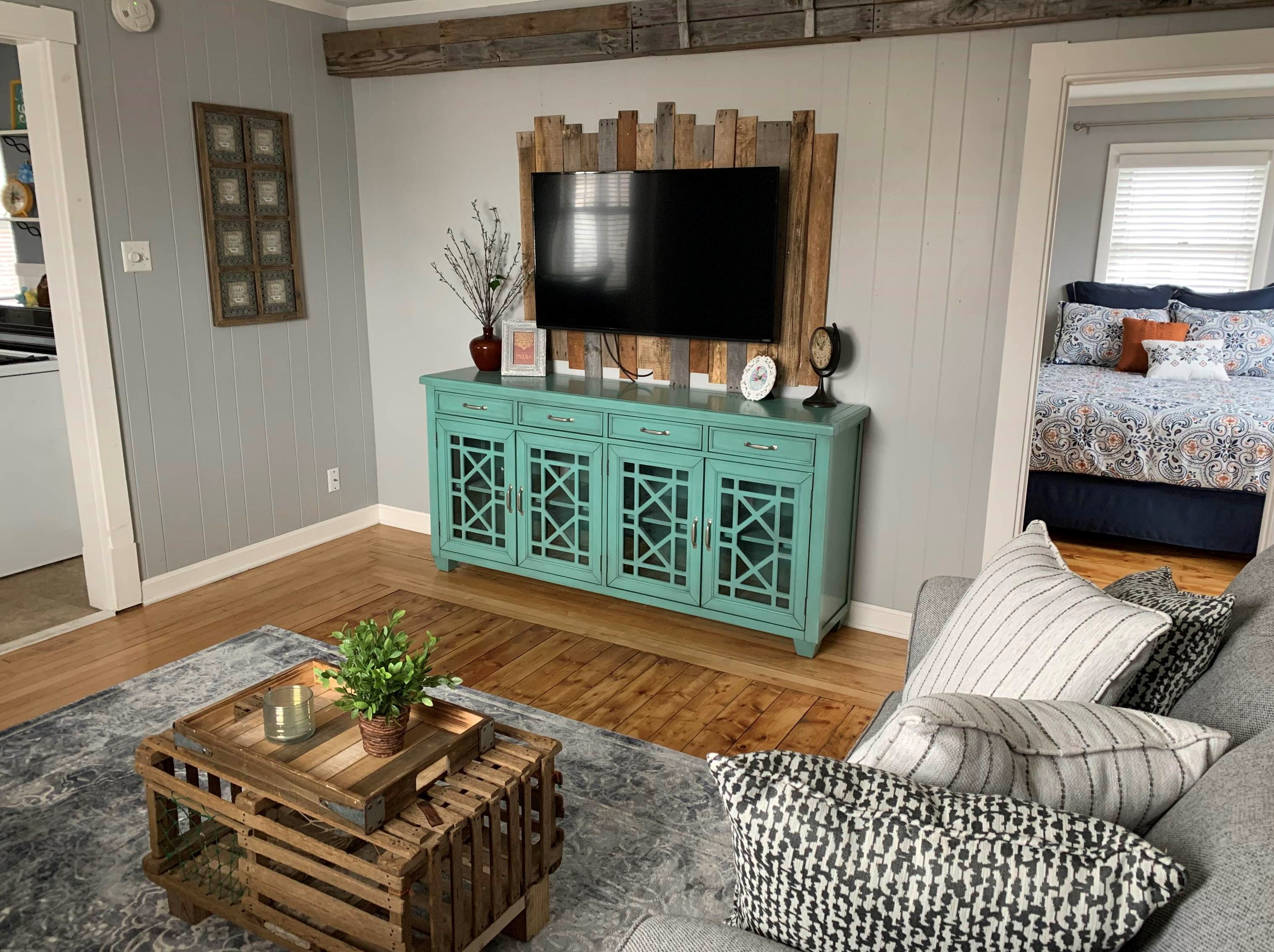 476 Kelley St, Manchester NH 03102-3110 exterior