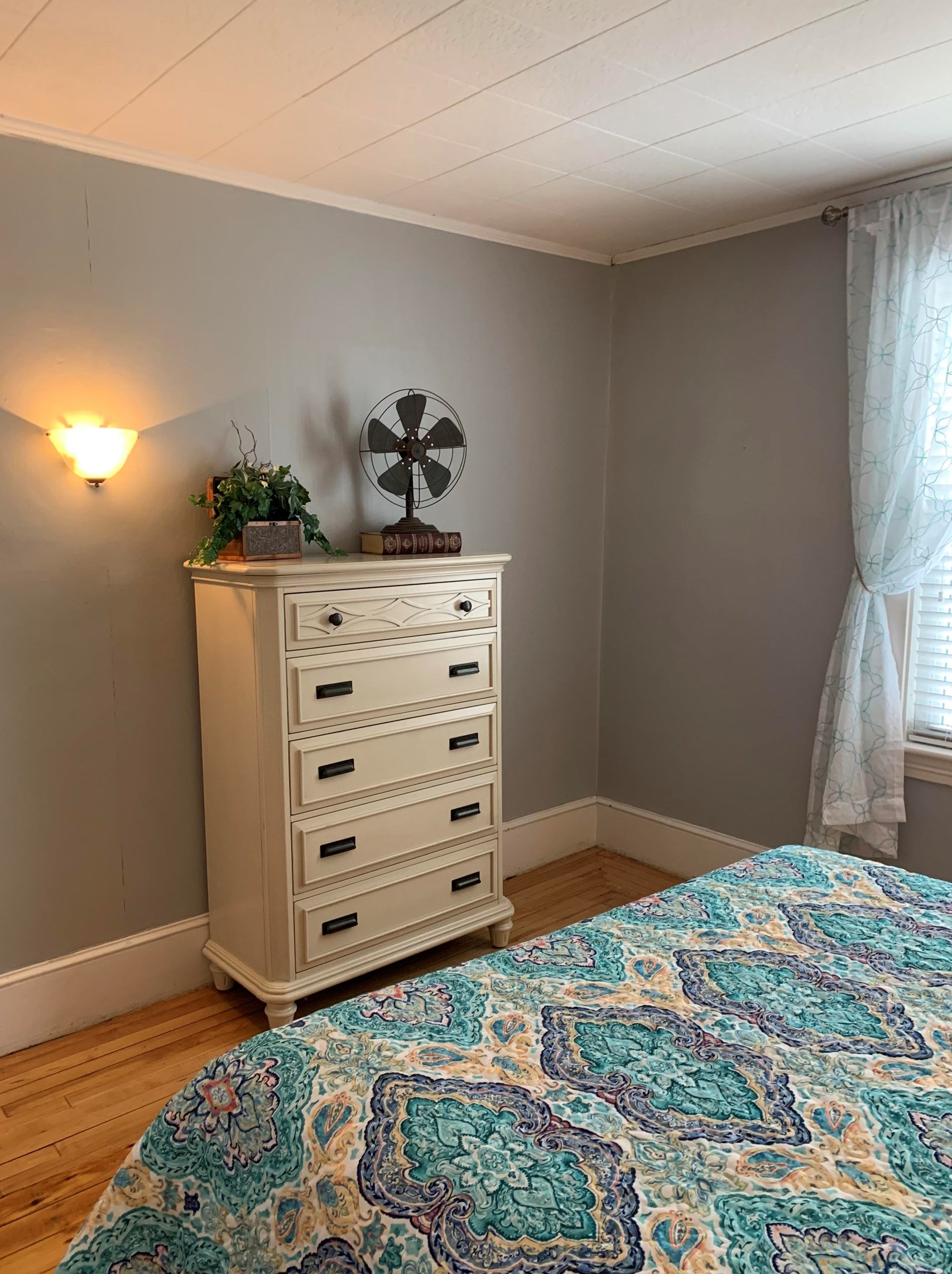 476 Kelley St, Manchester NH 03102-3110 exterior