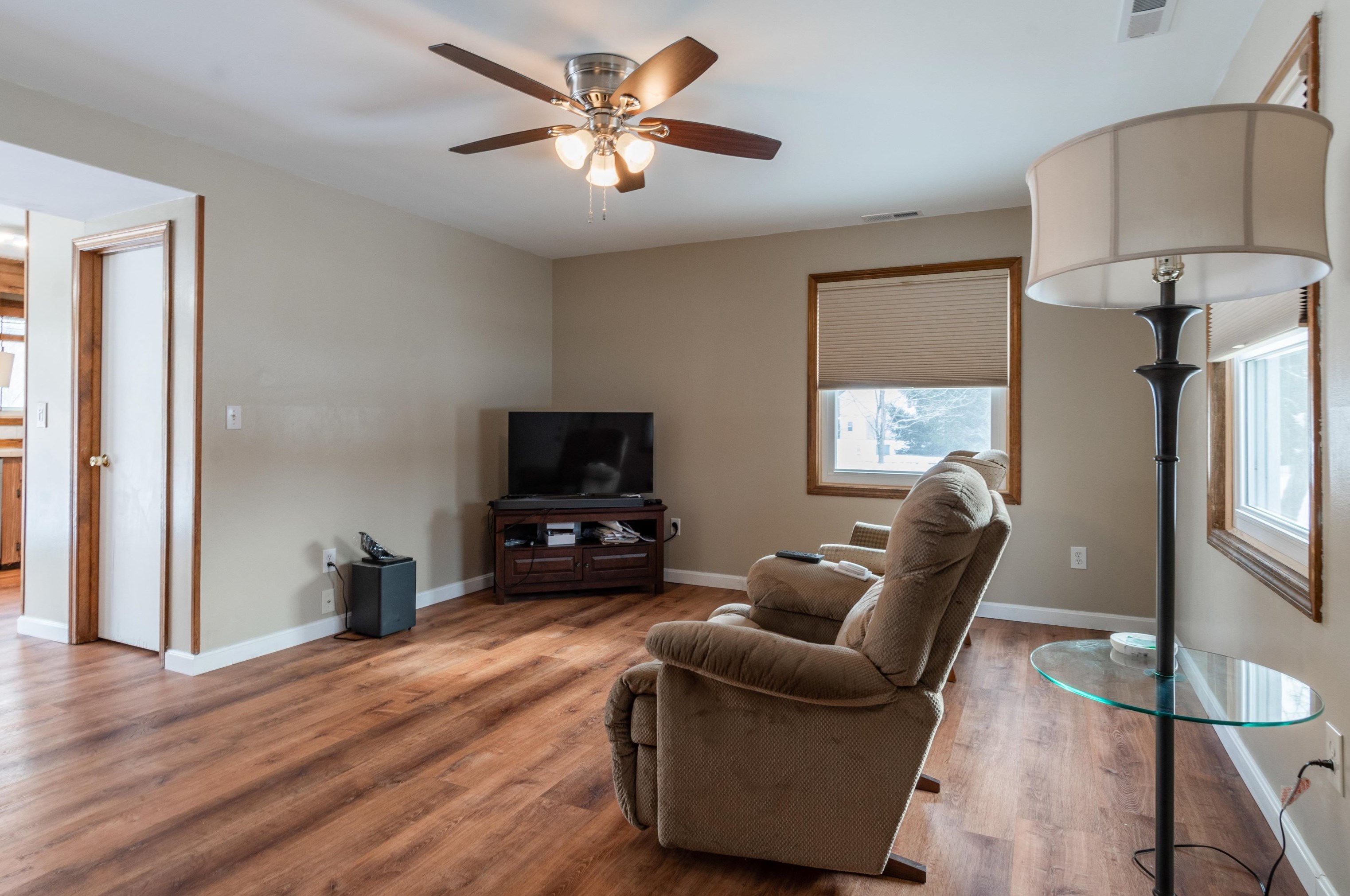 1 Nichols Ln, Merrimack NH  03054-2862 exterior