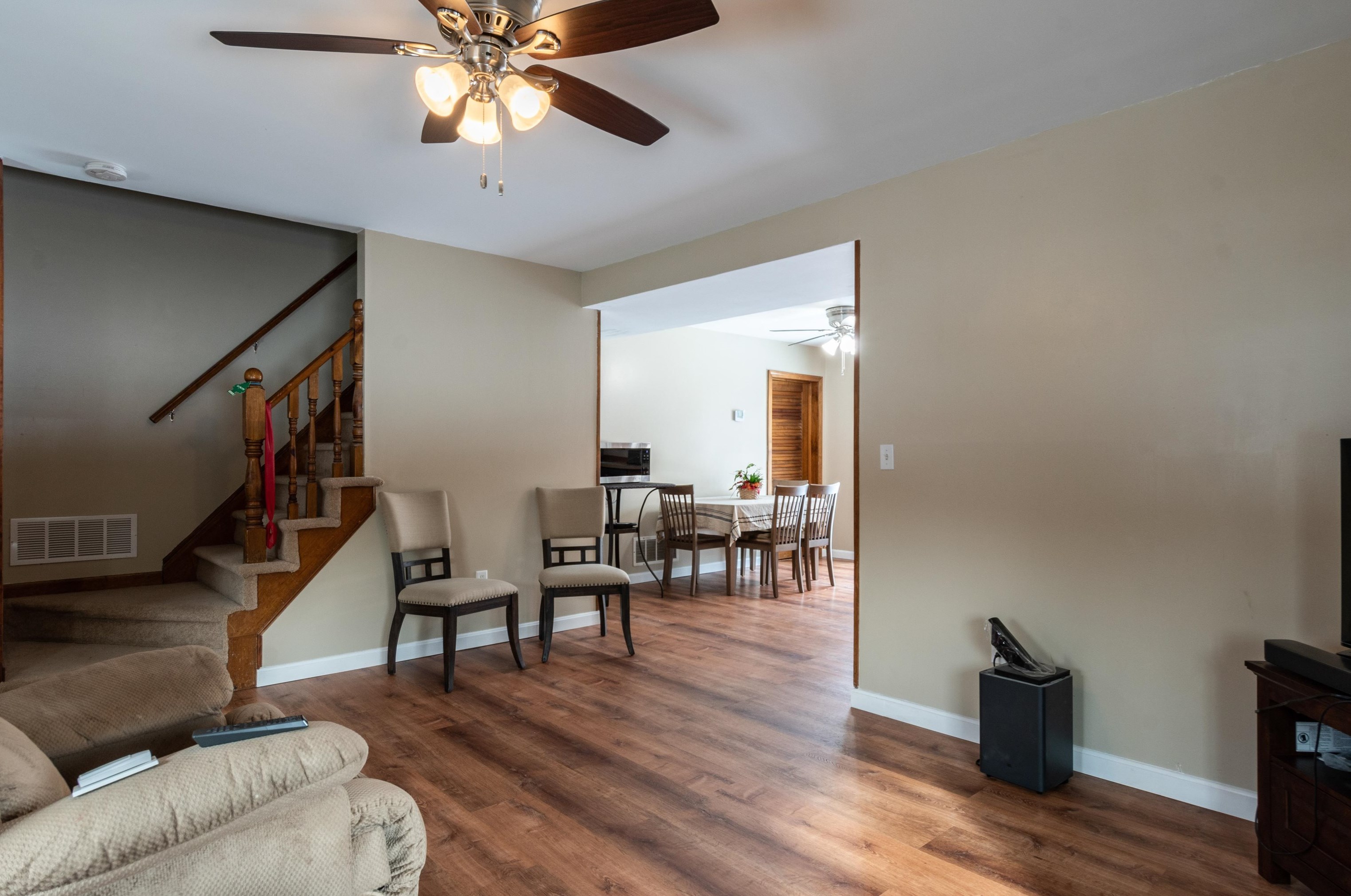 1 Nichols Ln, Merrimack NH  03054-2862 exterior