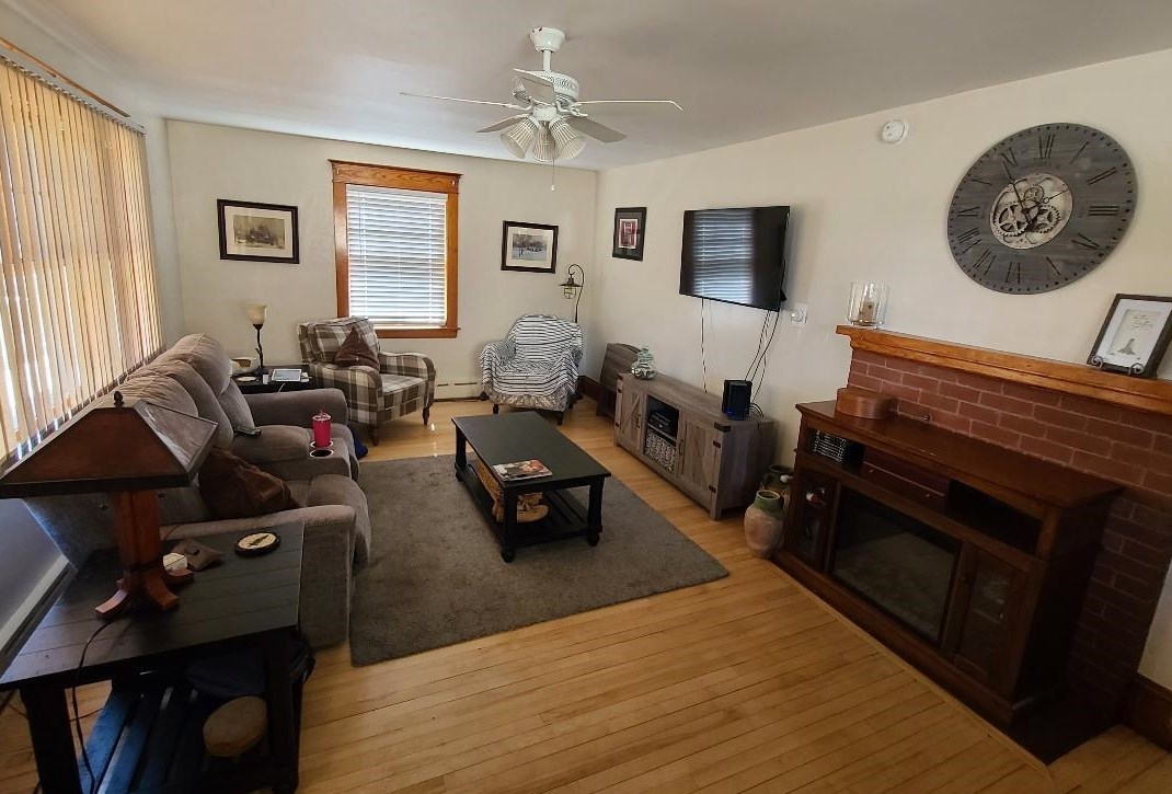 485 Champlain St, Berlin NH 03570-2315 exterior