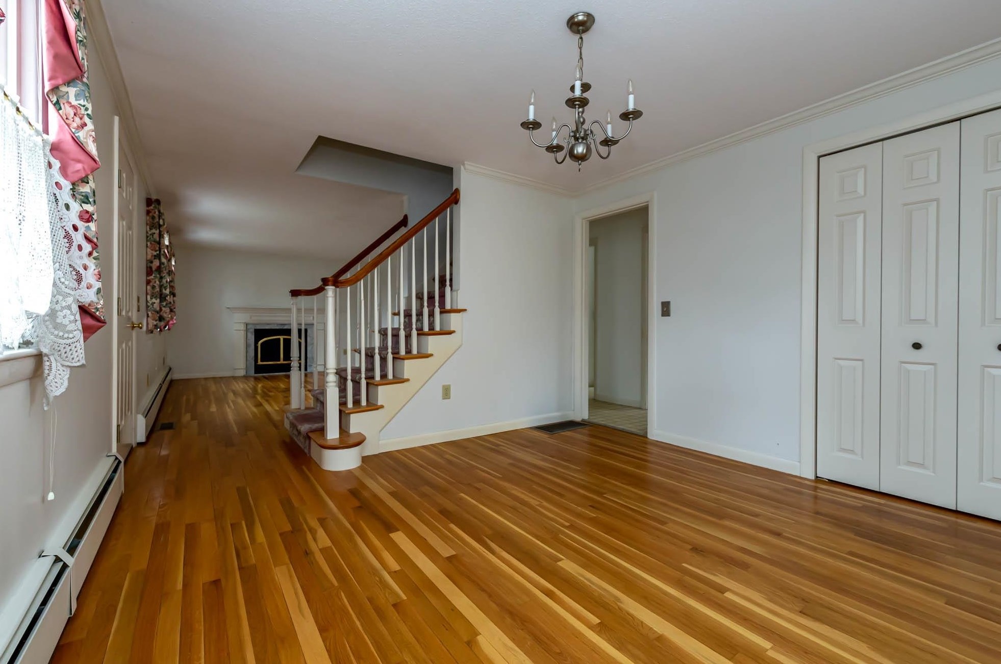 74 Fremont St, Manchester NH 03103-2920 exterior