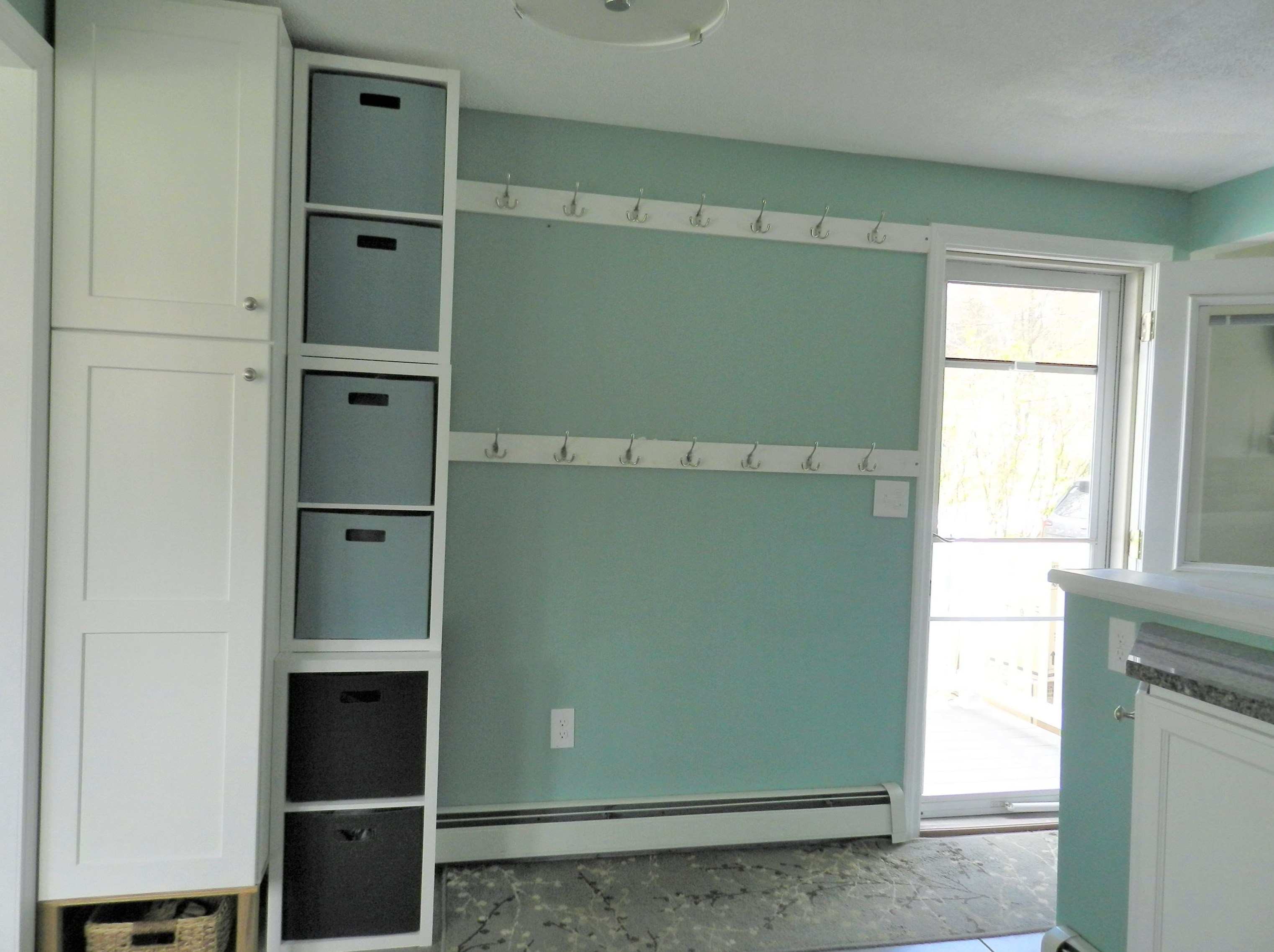 2 Heather St, Manchester NH 03104-2042 exterior