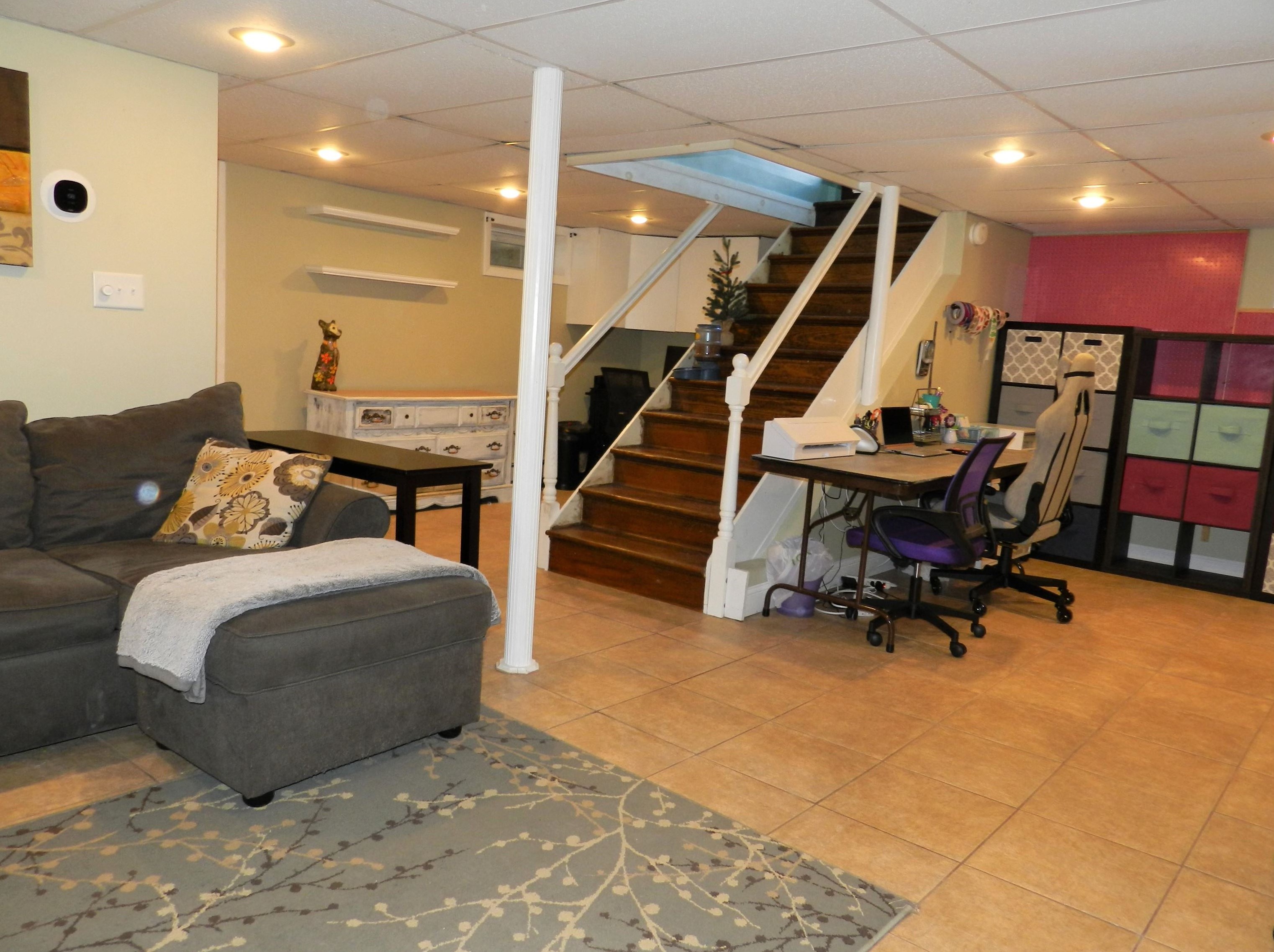 2 Heather St, Manchester NH 03104-2042 exterior