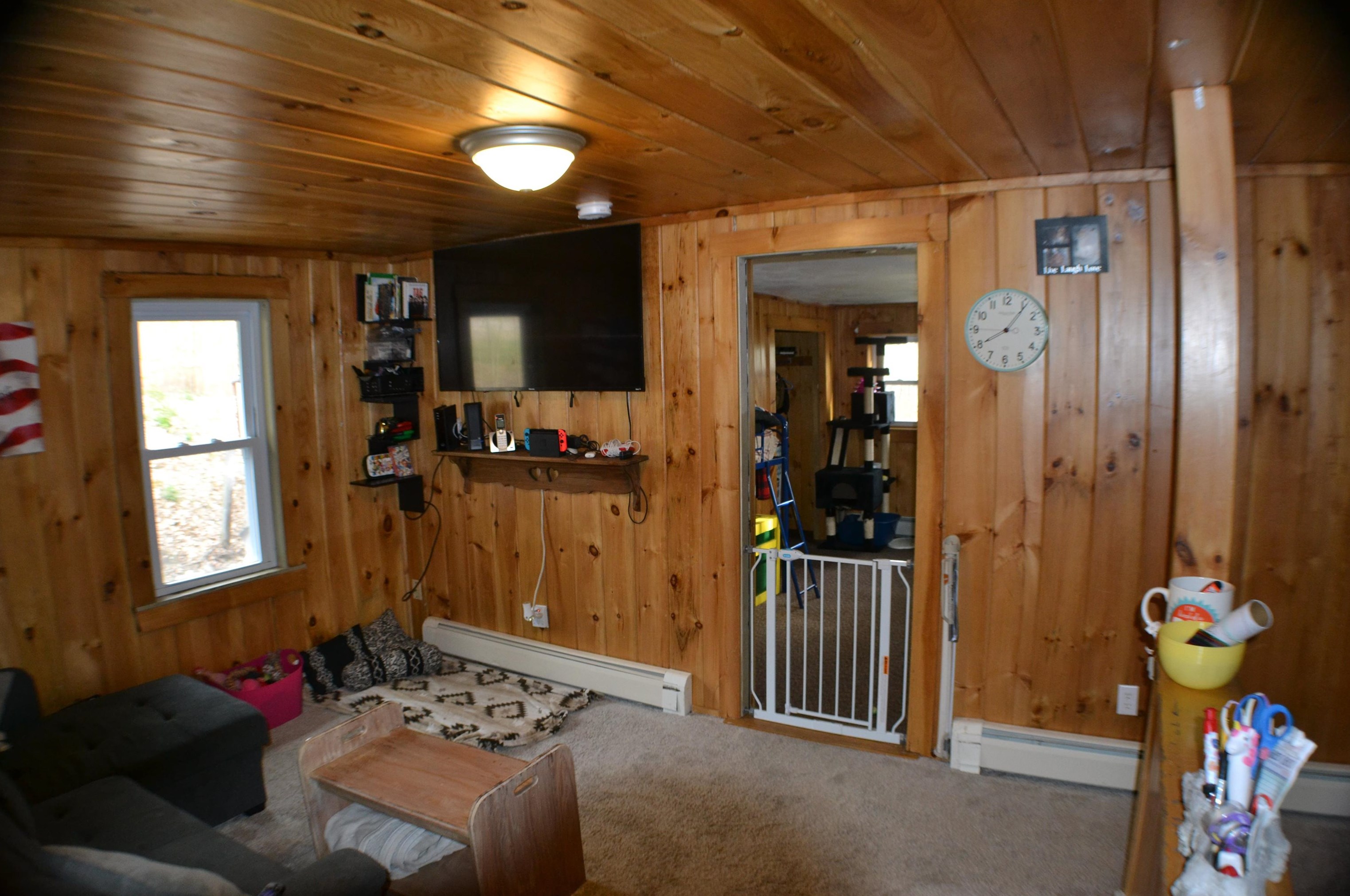 102 Highland St, Bridgewater NH 03264-3604 exterior