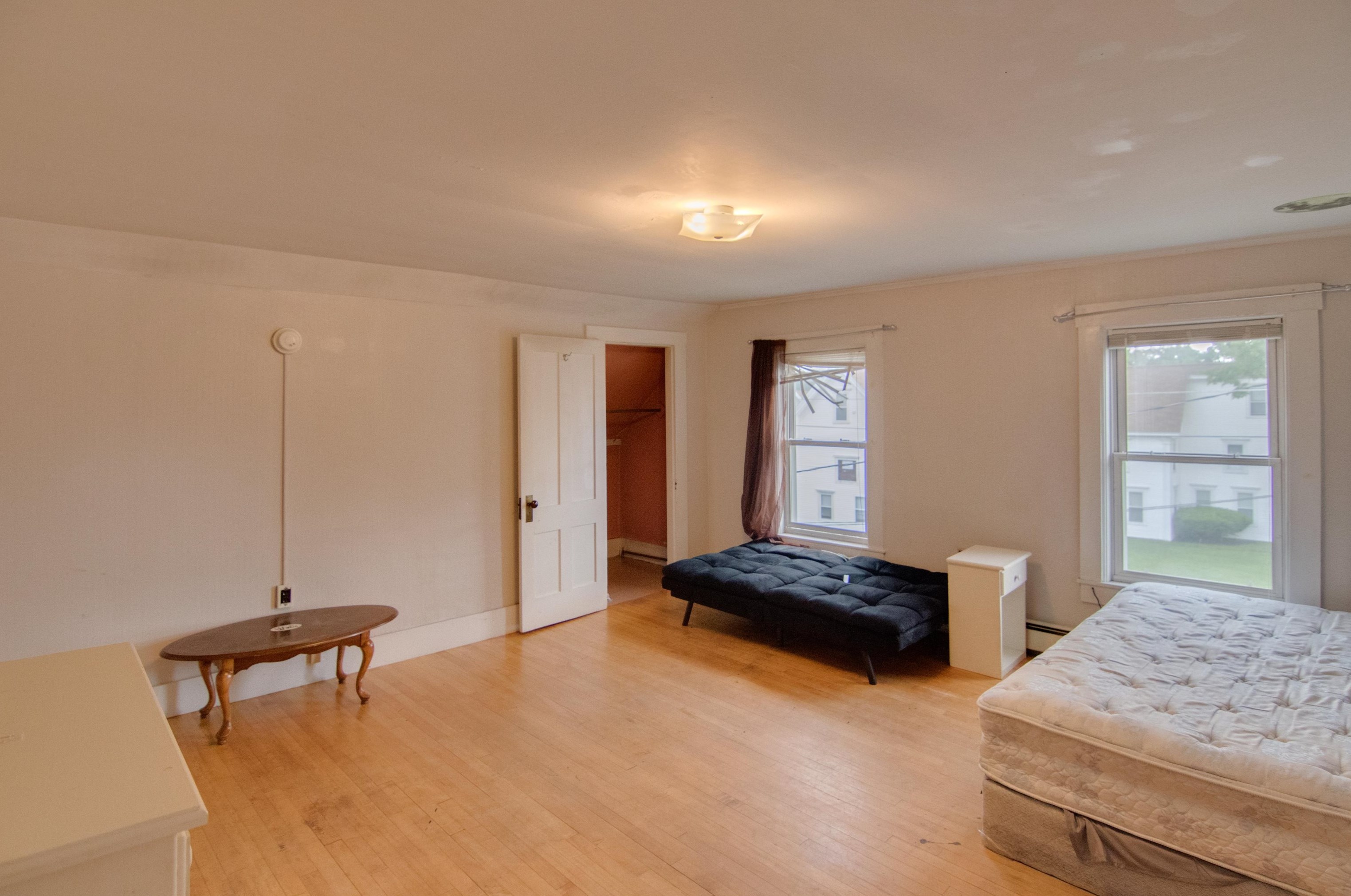 8 Winter St, Bridgewater NH 03264-1422 exterior