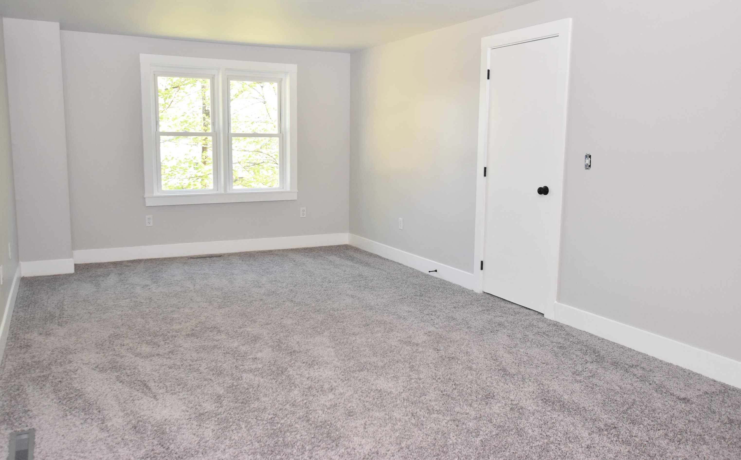 157 Exeter St, Newmarket NH 03857 exterior