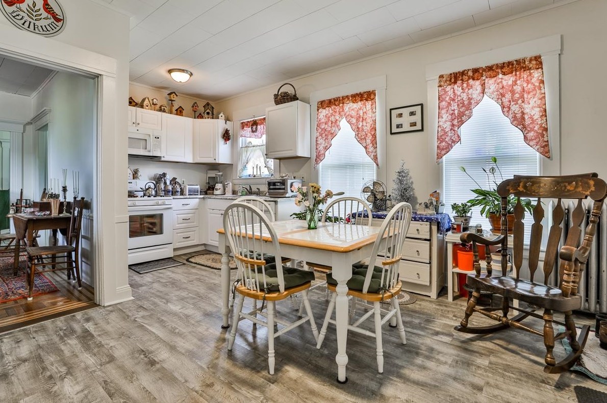 300 Walnut St, Manchester NH 03104-3133 exterior