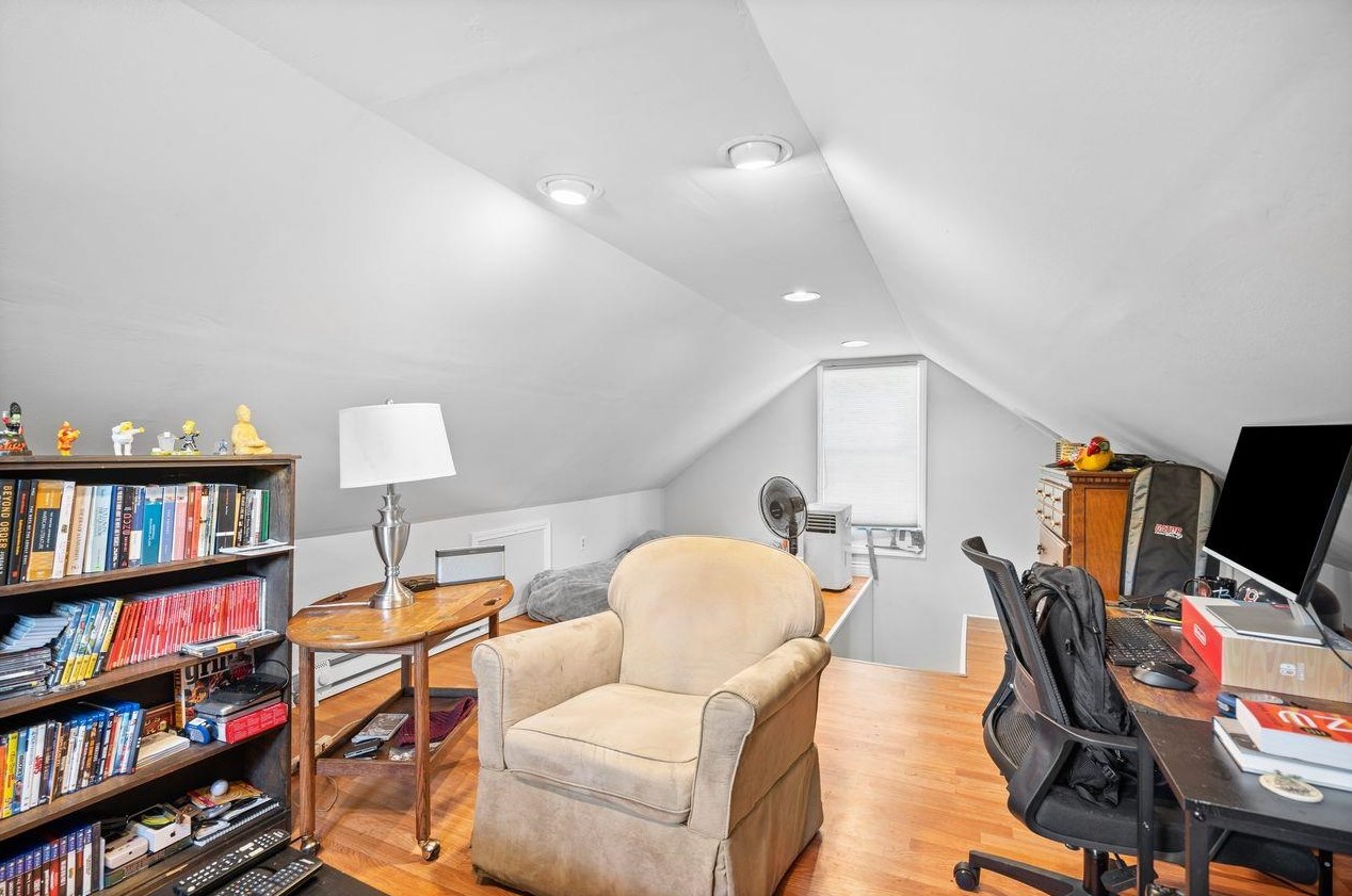 5 4 Winds Rd, Merrimack NH 03054-6804 exterior