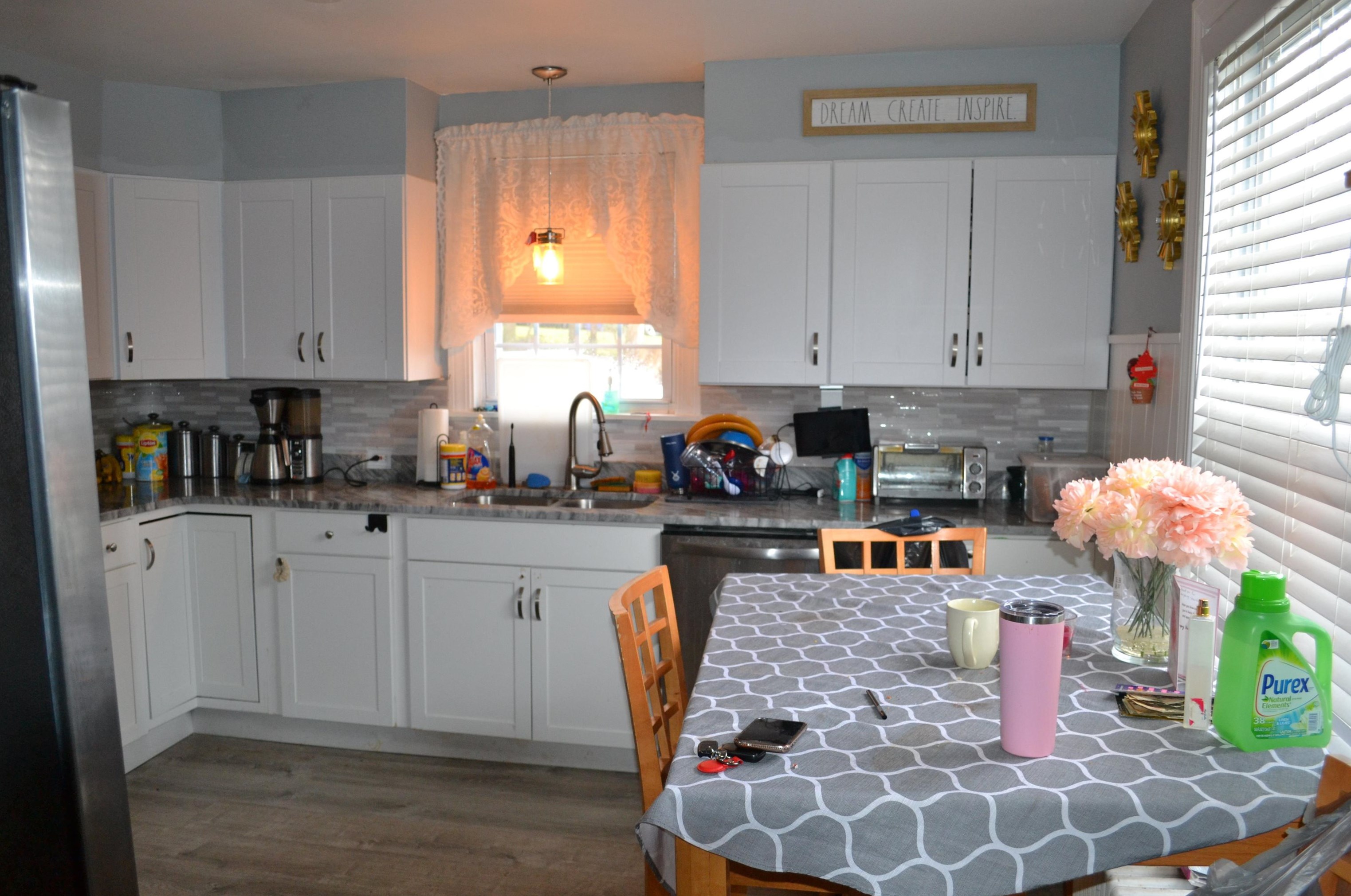 1328 Candia Rd, Manchester NH 03109-5715 exterior