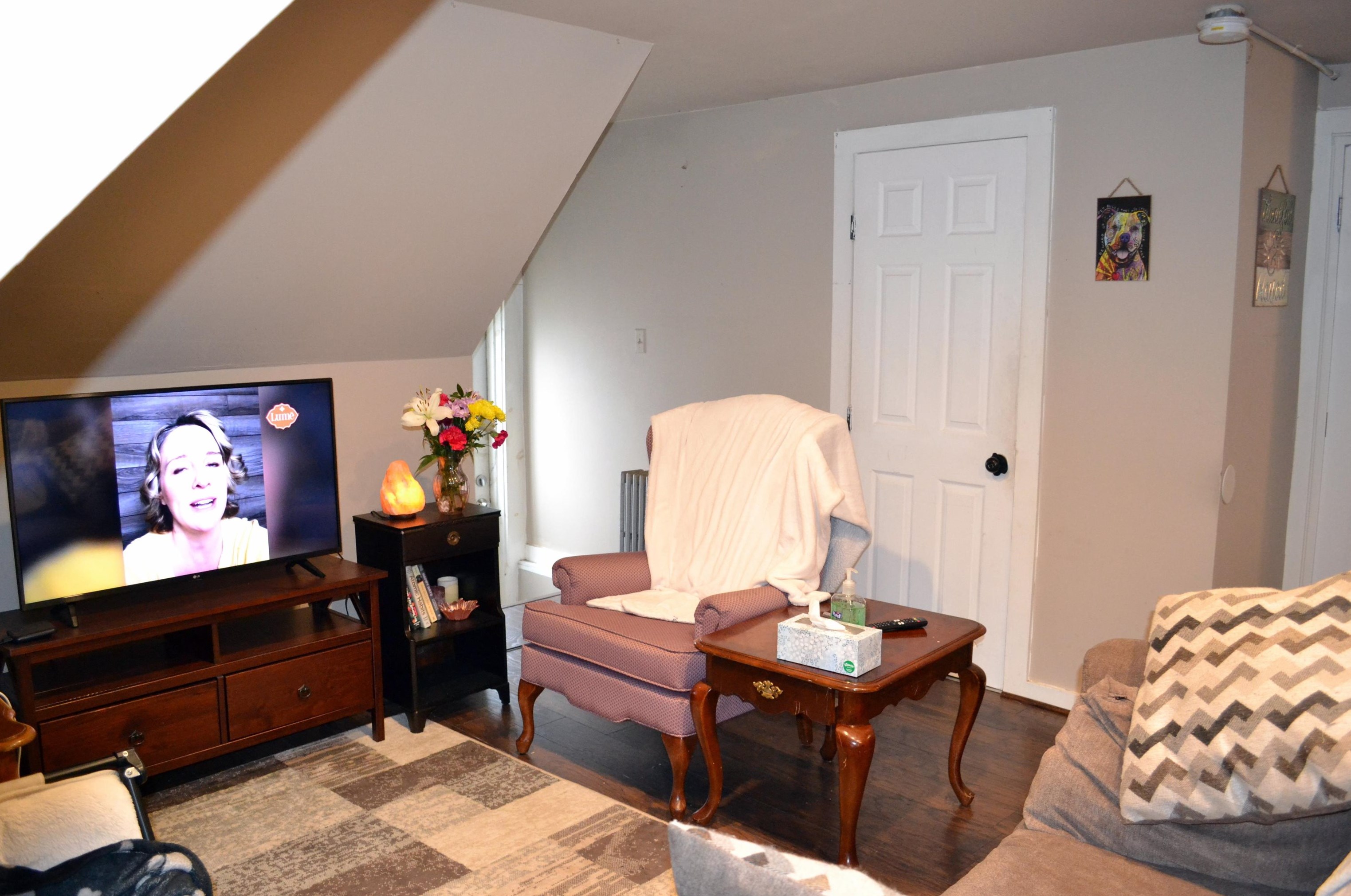 1328 Candia Rd, Manchester NH 03109-5715 exterior