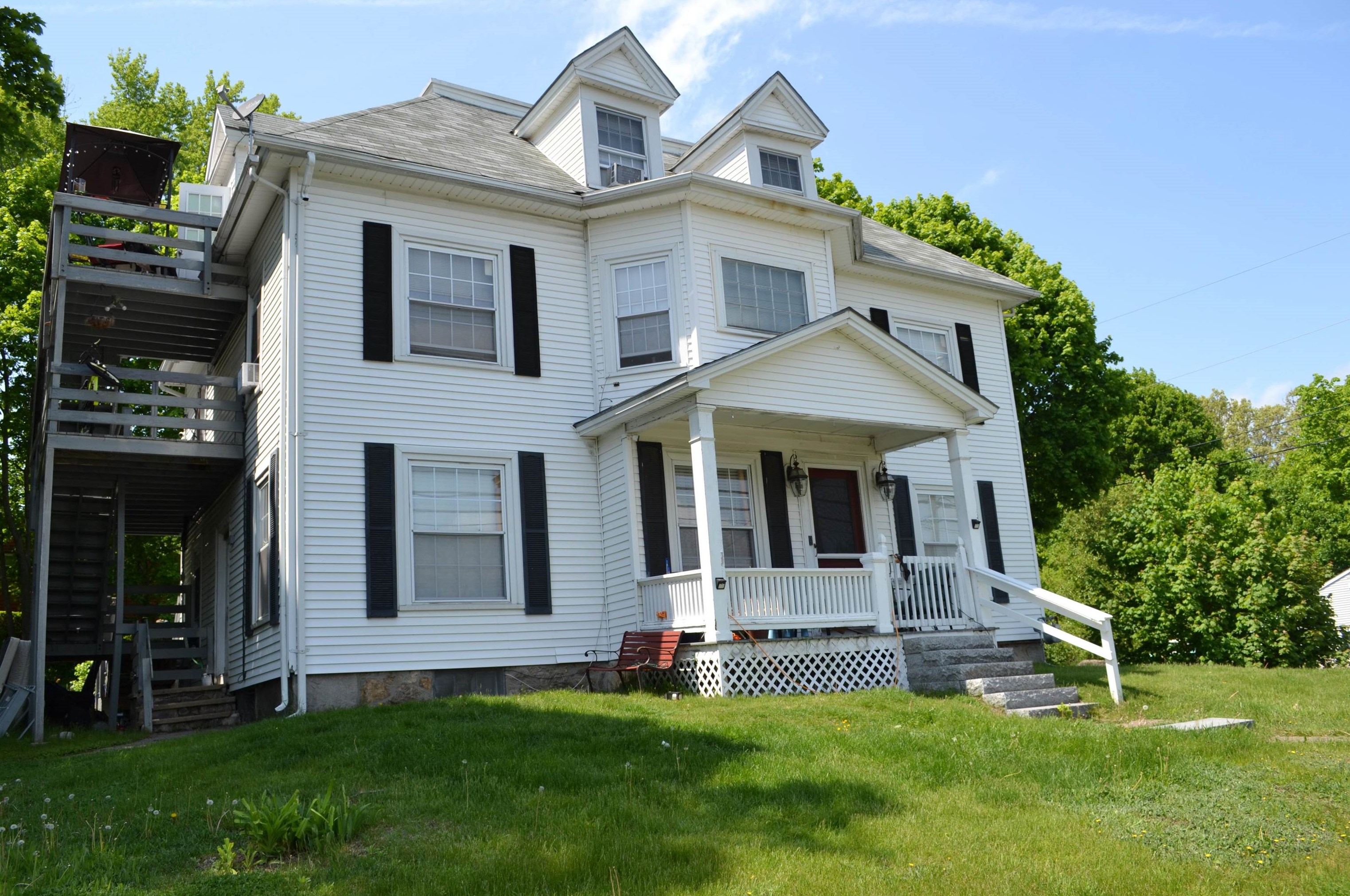 1328 Candia Rd, Manchester NH 03109-5715 exterior