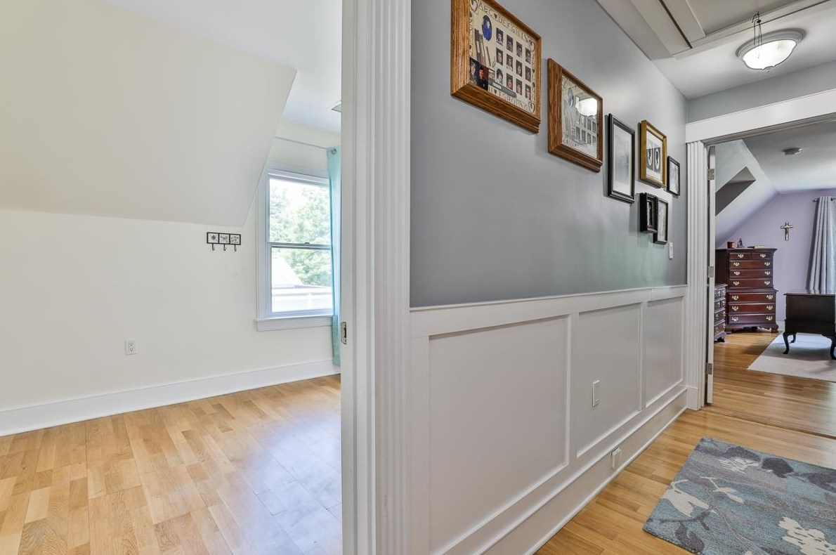 119 Woodland Ave, Manchester NH 03109-4454 exterior