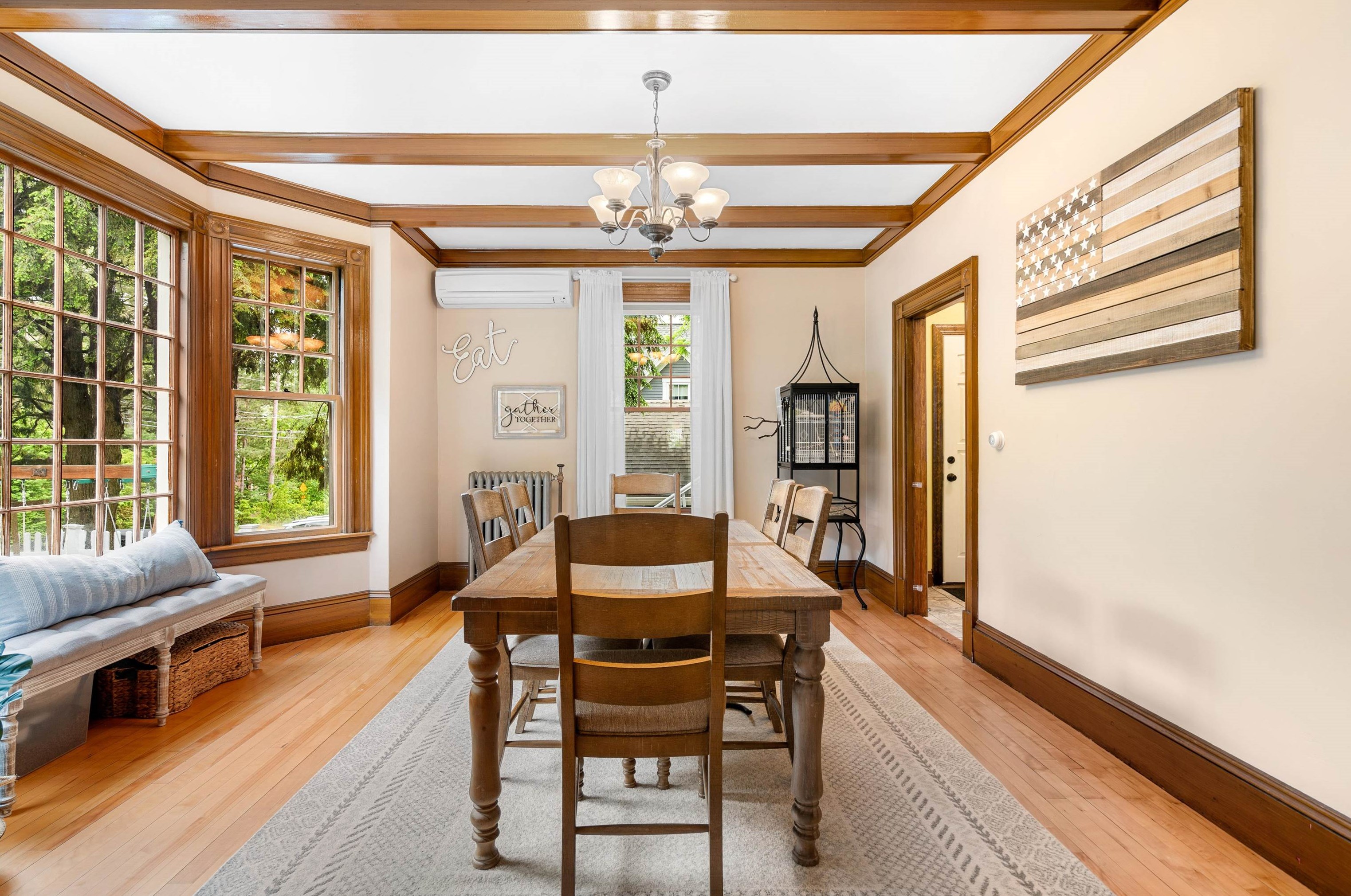 540 River Rd, Manchester NH 03104-1955 exterior