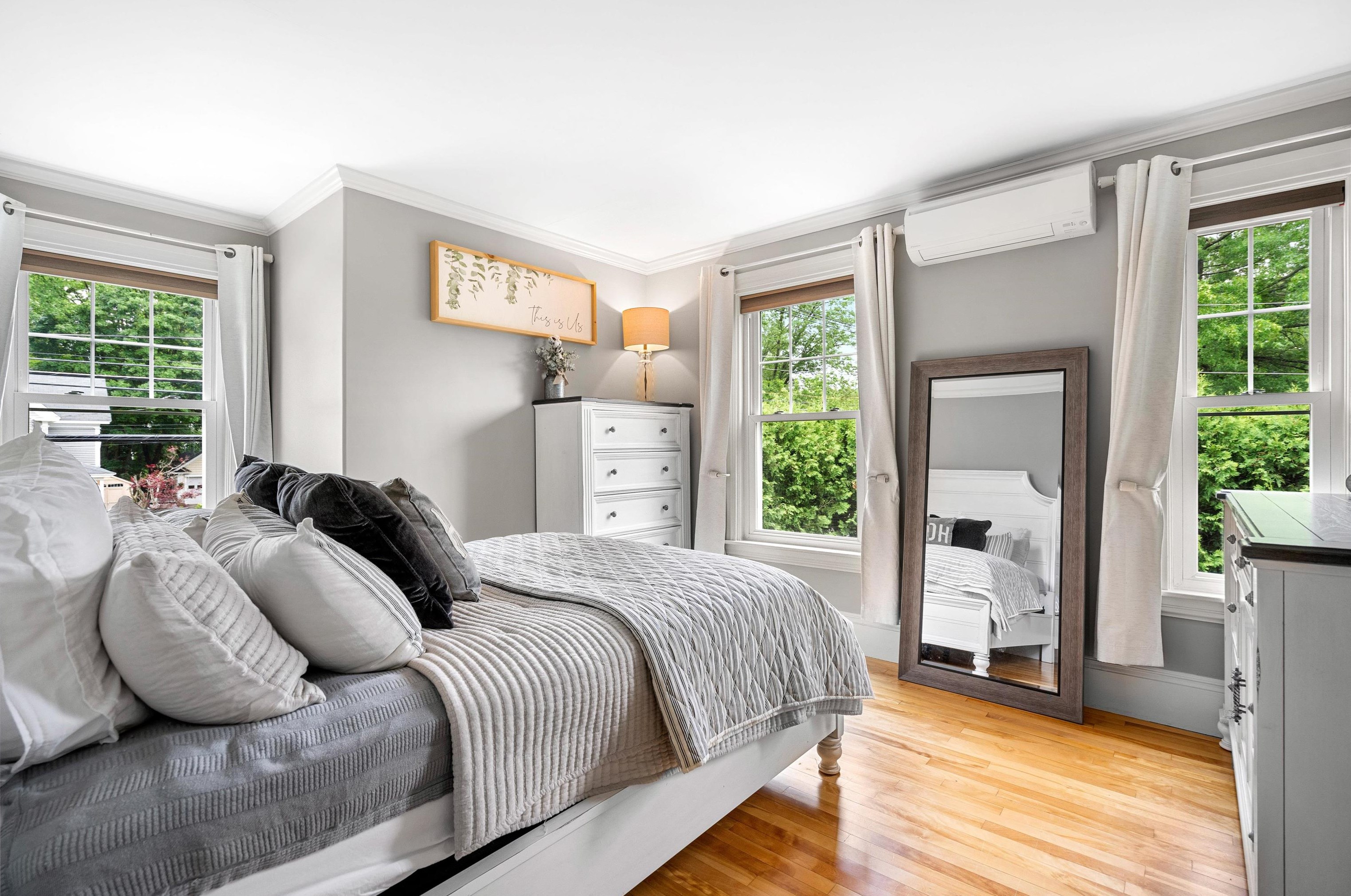 540 River Rd, Manchester NH 03104-1955 exterior