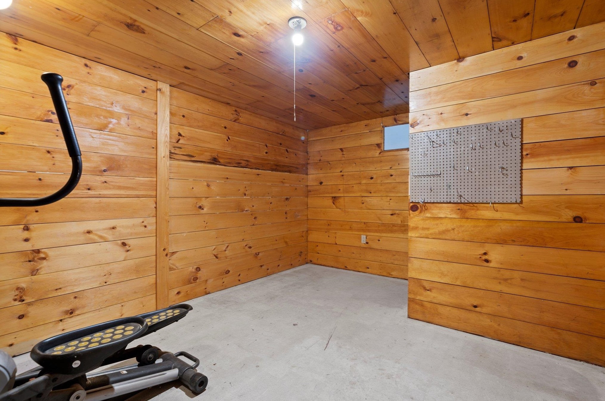 81 Ramblewood Pl, Newbury NH 03255-6107 exterior