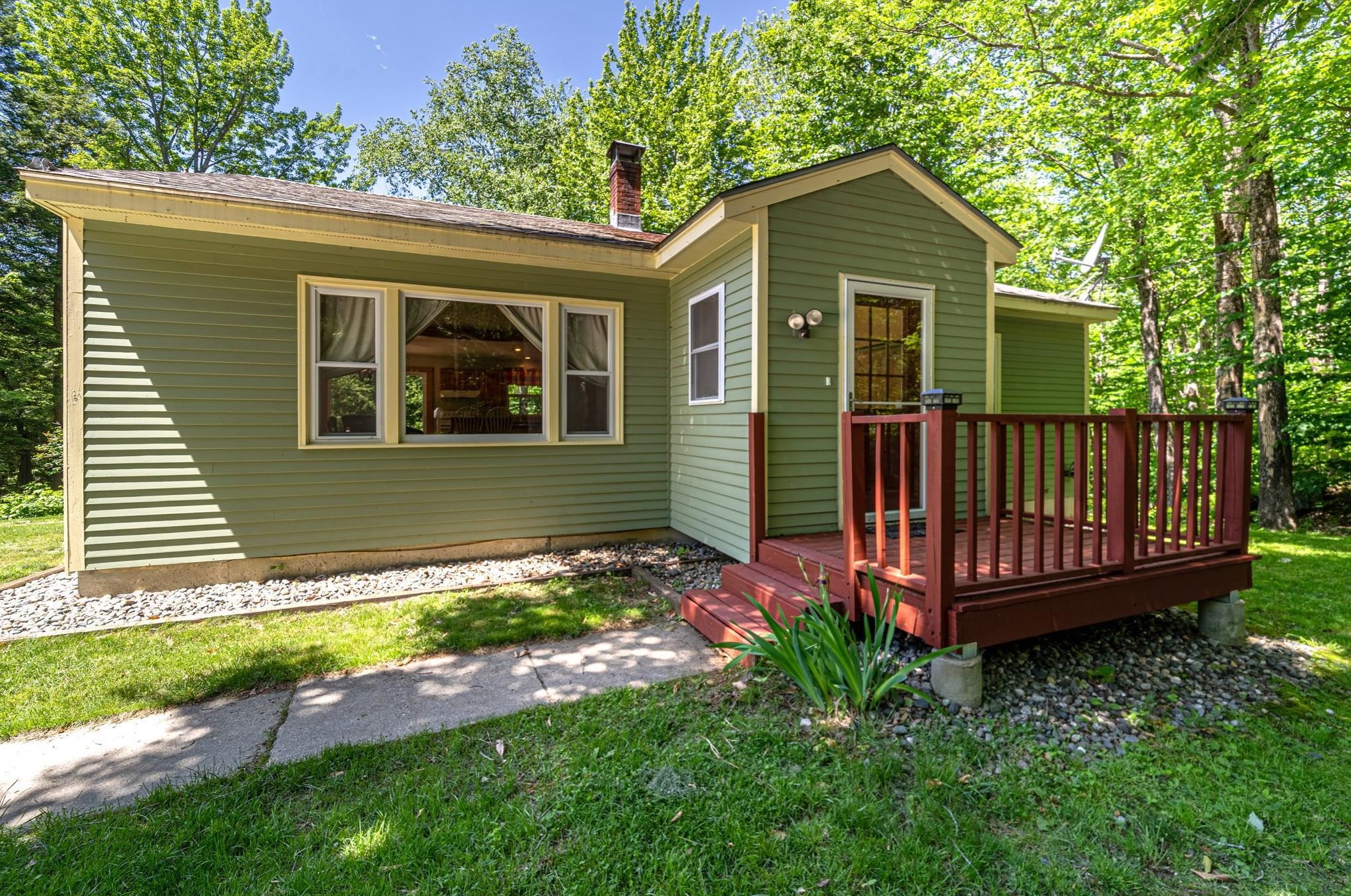 81 Ramblewood Pl, Newbury NH 03255-6107 exterior