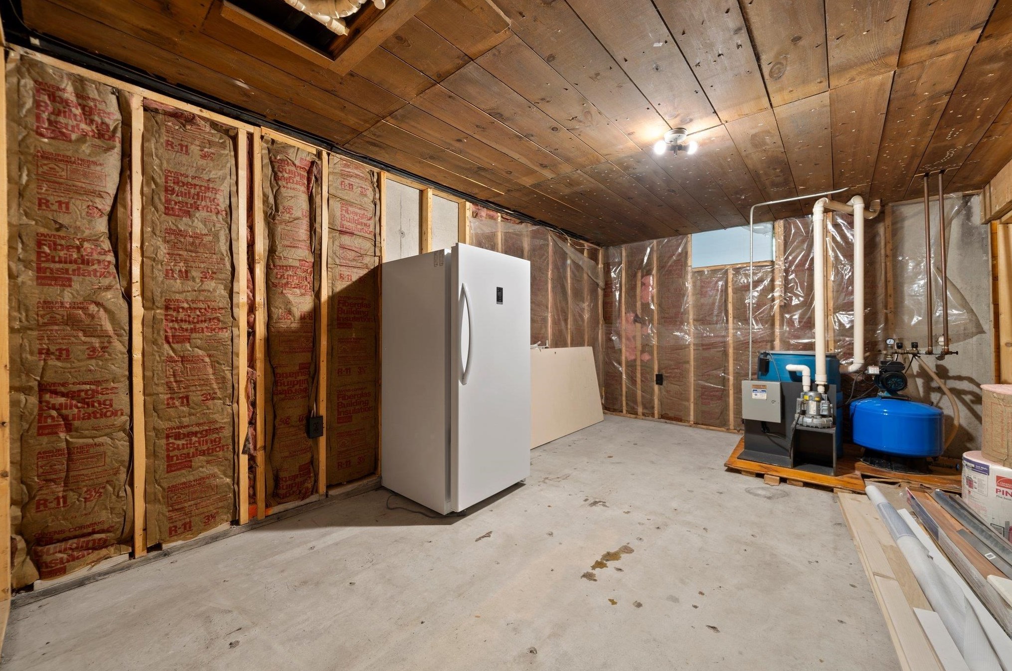 81 Ramblewood Pl, Newbury NH 03255-6107 exterior