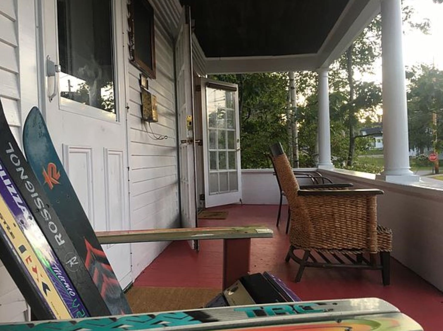 23 High St, Bridgewater NH  03264-3136 exterior