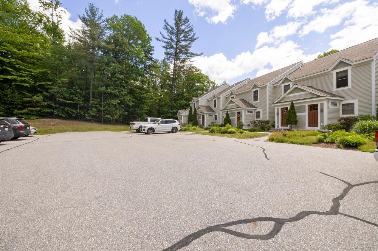 23 Falls Rd, Ellsworth NH  03285-4405 exterior