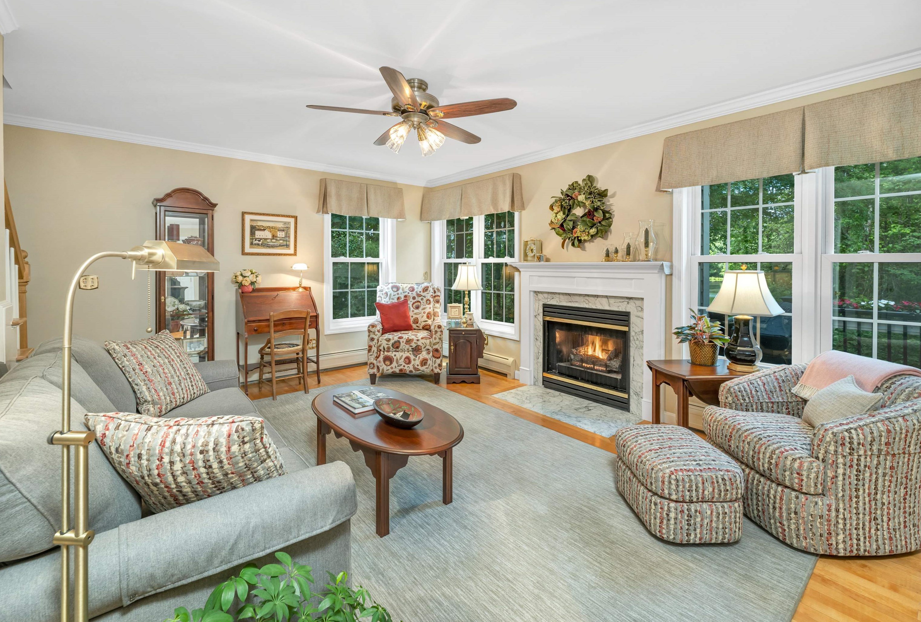 1 Marybank Dr, Stratham, NH 03885