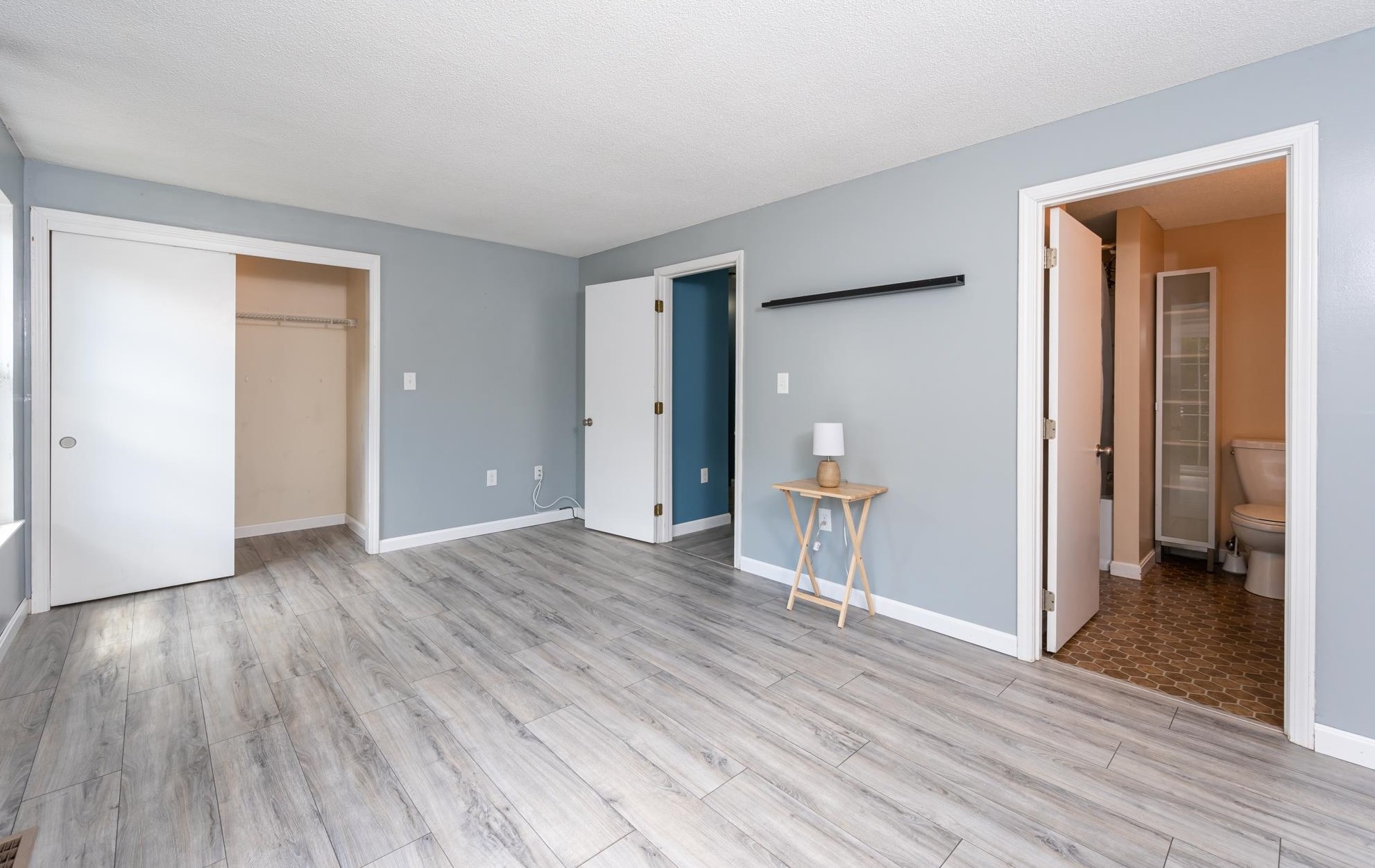 76 Rdg Rd, Merrimack NH exterior