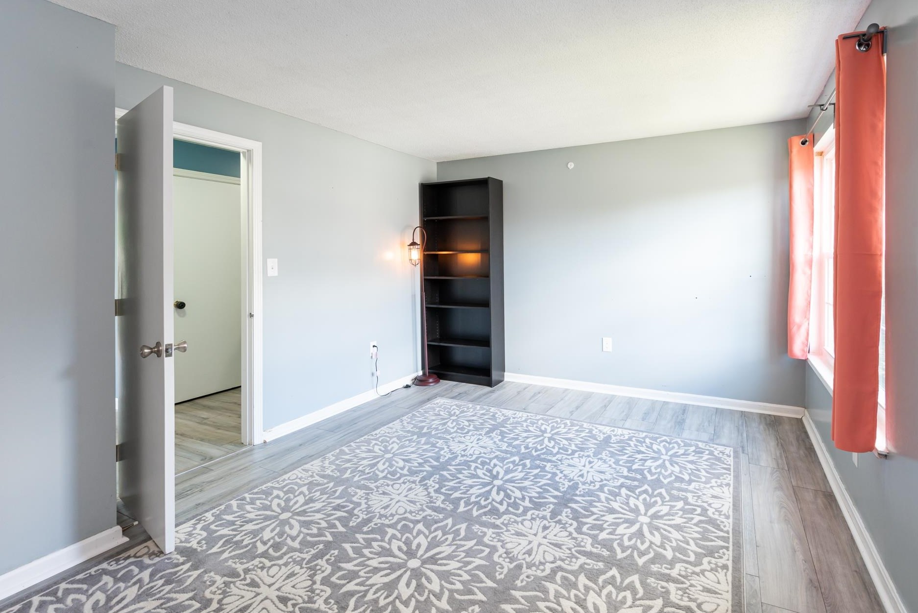 76 Rdg Rd, Merrimack NH exterior