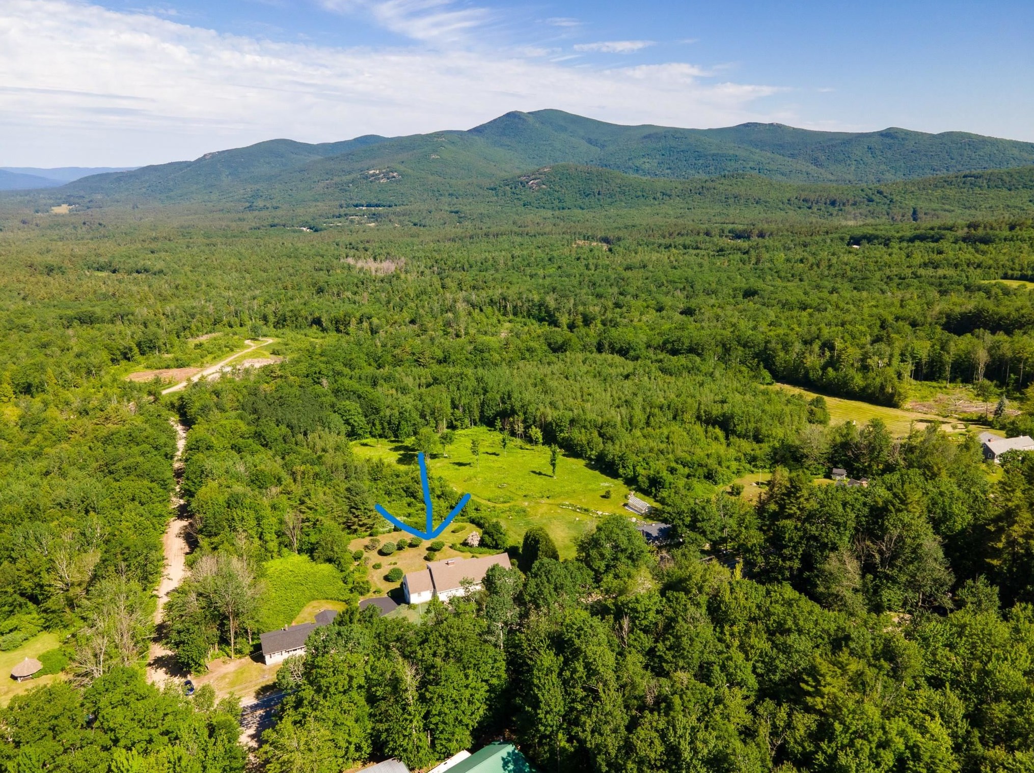 154 Ledge Hill Rd, Tuftonboro NH  03816-5352 exterior
