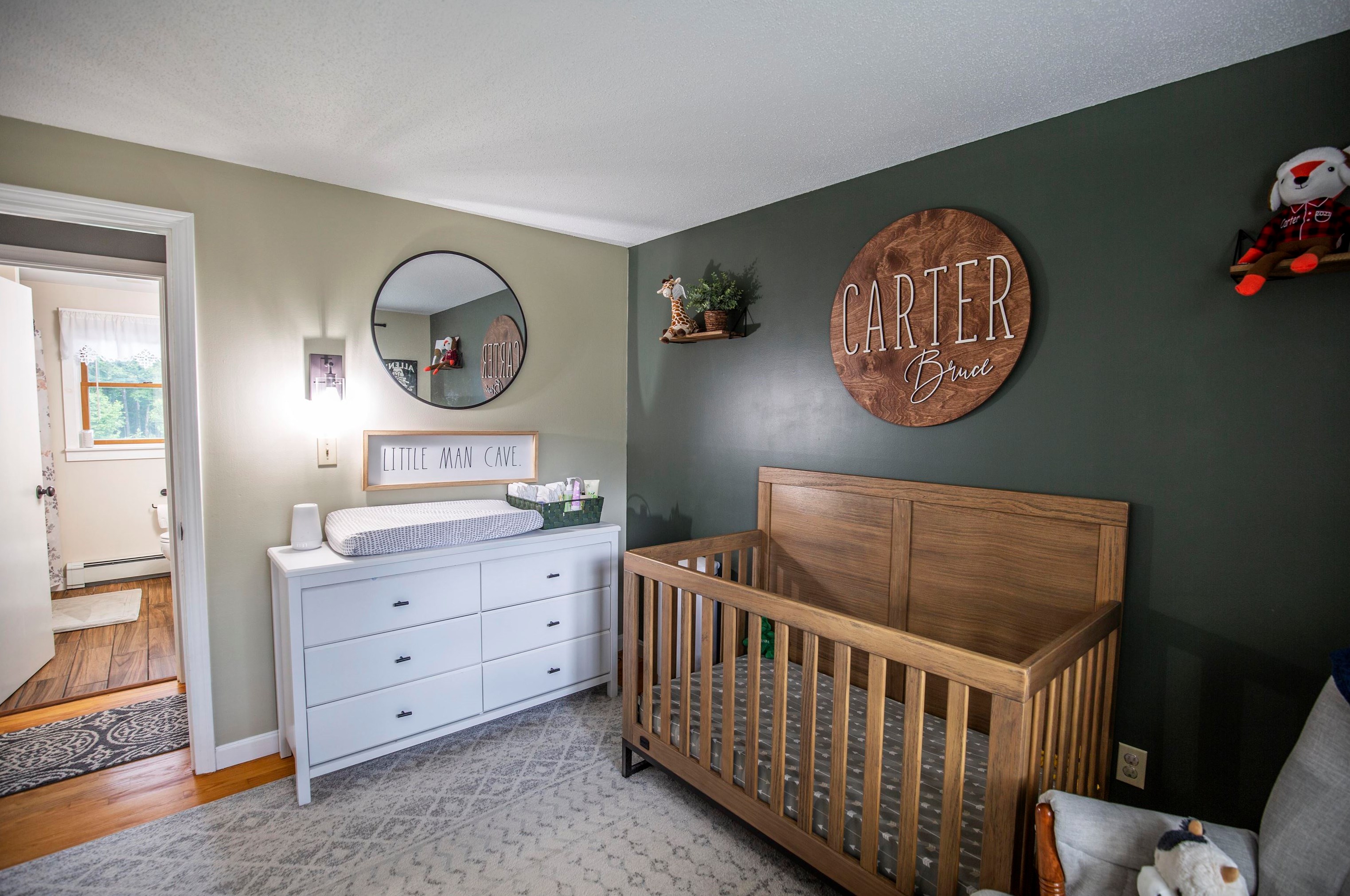 7 Olesen Rd, Derry NH 03038-4847 exterior