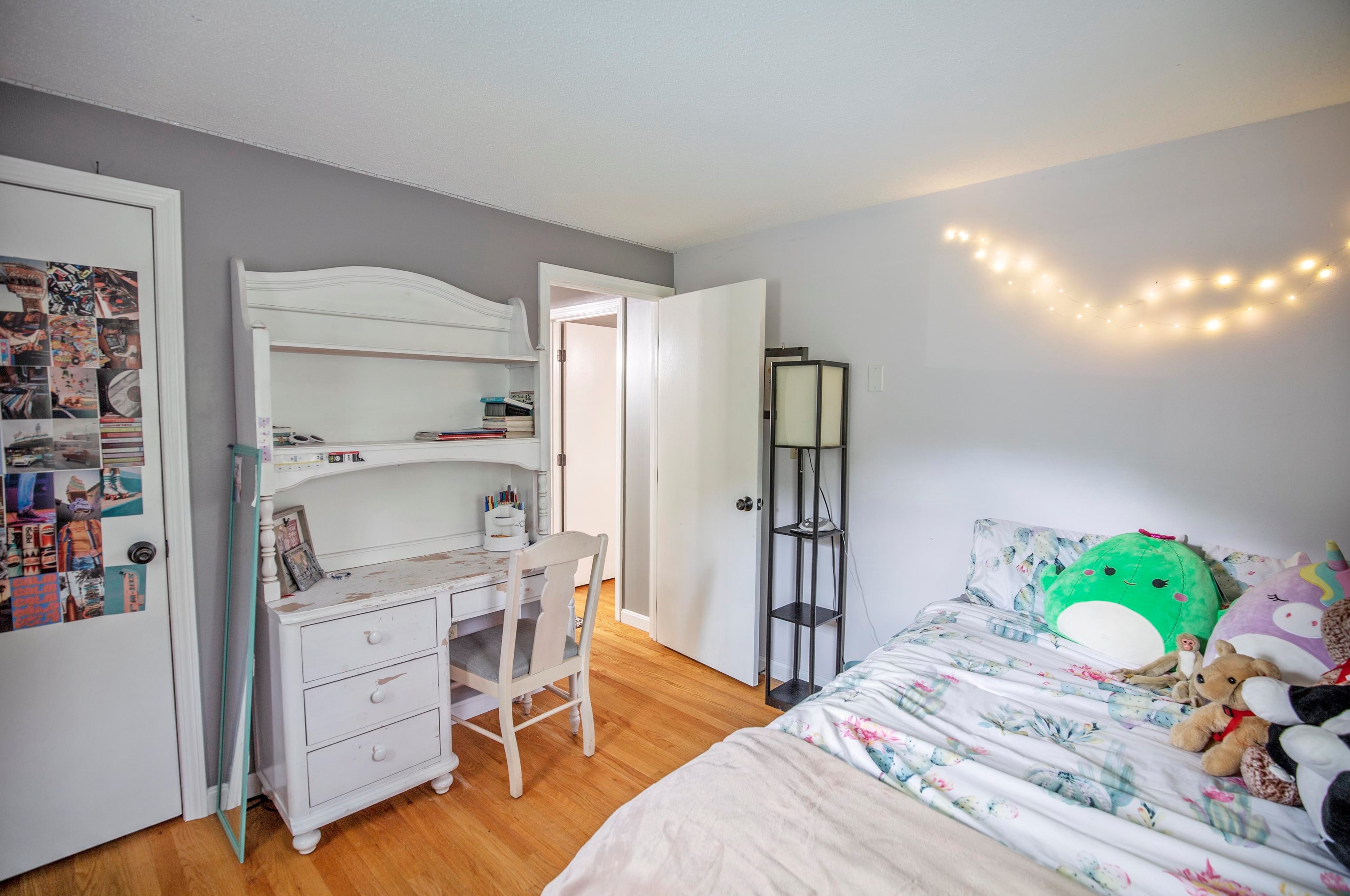 7 Olesen Rd, Derry NH 03038-4847 exterior