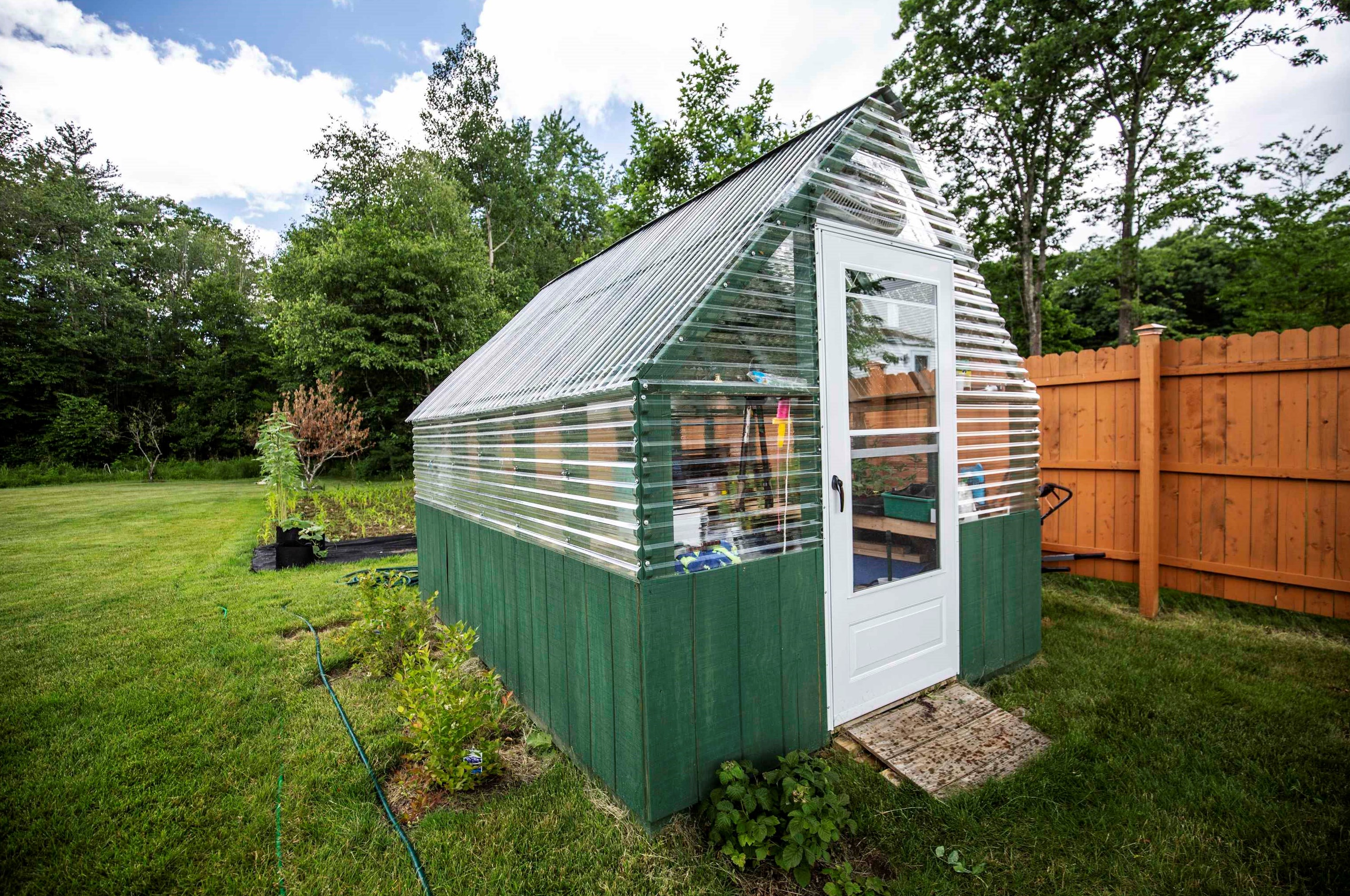 7 Olesen Rd, Derry NH 03038-4847 exterior