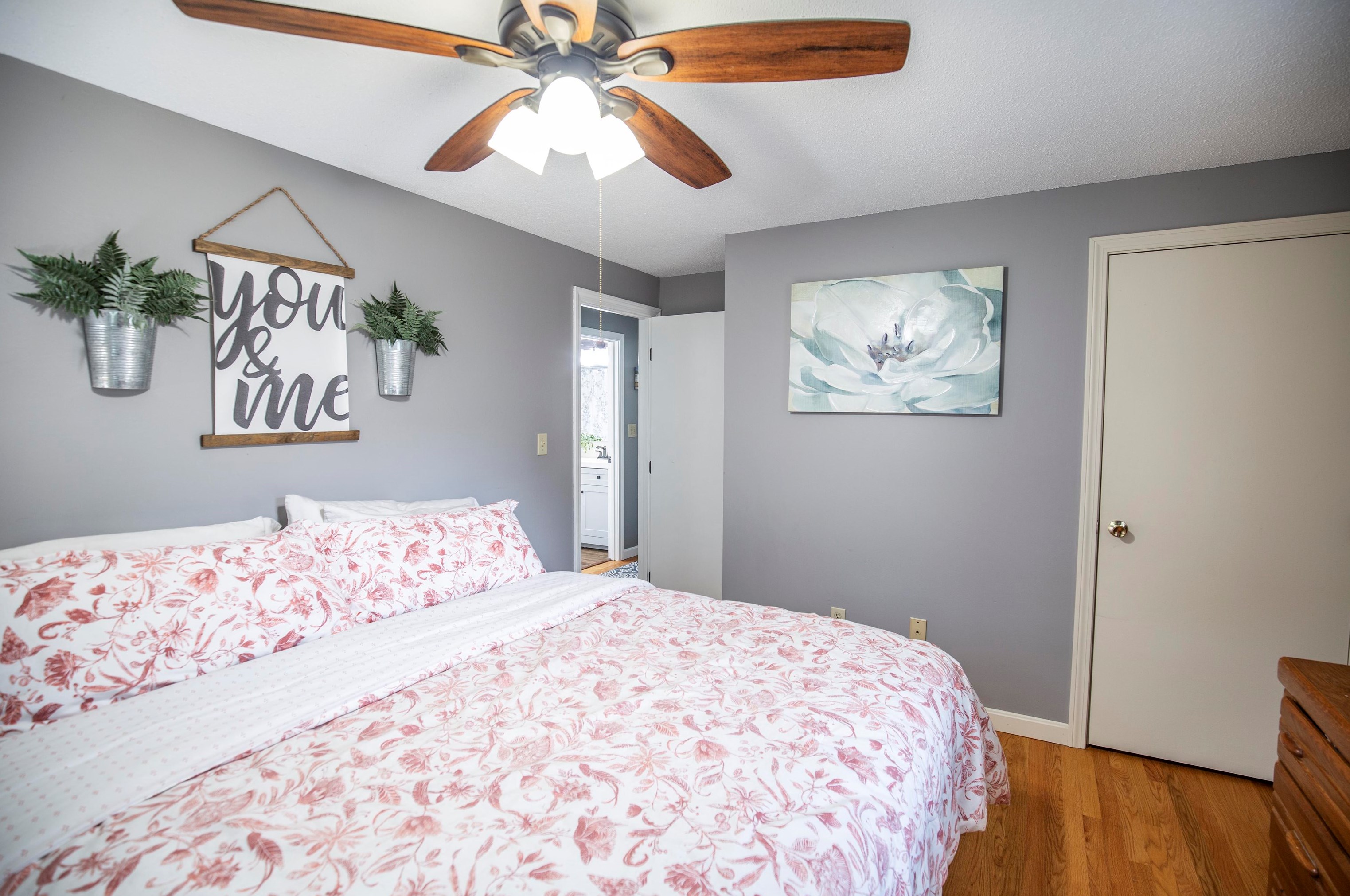 7 Olesen Rd, Derry NH 03038-4847 exterior