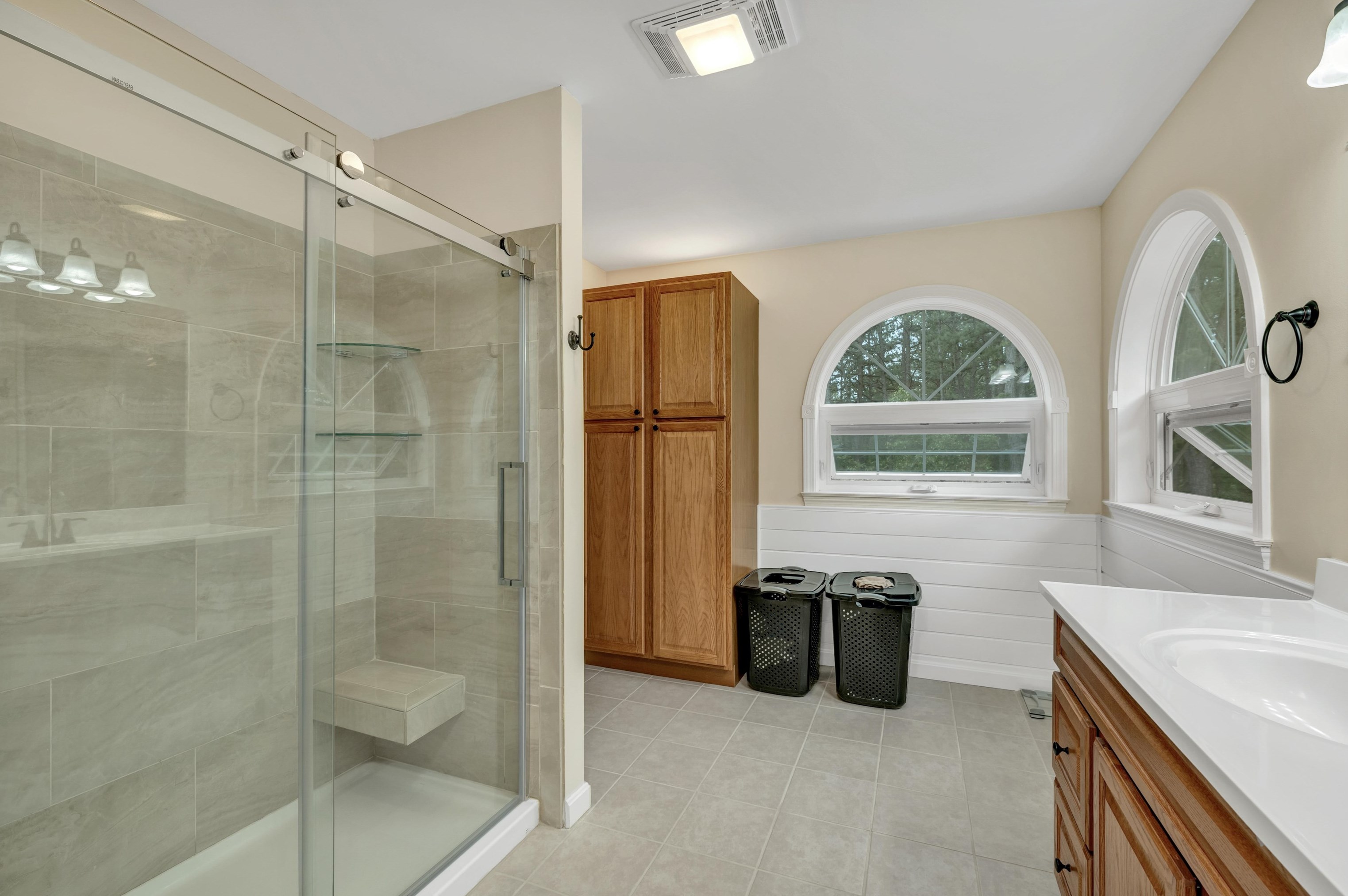 514 Silver Pine Ln, Tamworth NH  03886-4521 exterior