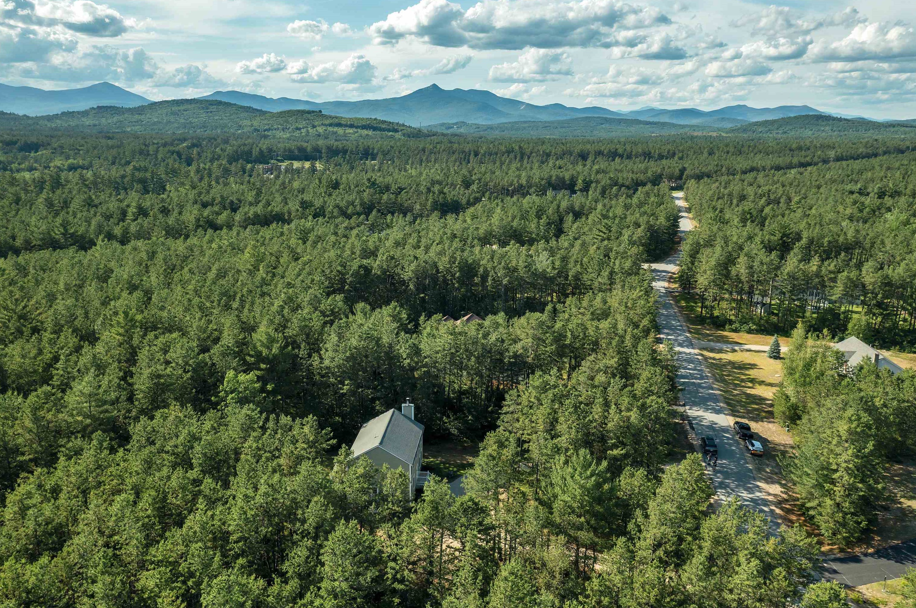 514 Silver Pine Ln, Tamworth NH  03886-4521 exterior
