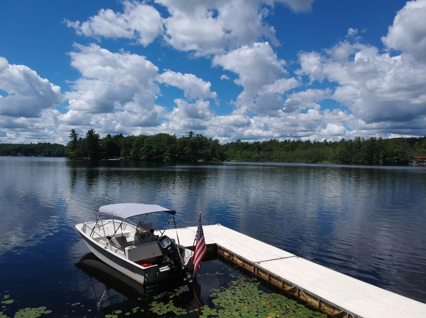 4 Jebb Rd, Merrimack NH 03054-2236 exterior