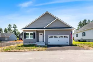 7 Venus Wy, Pelham, NH 03076 - Photo 1