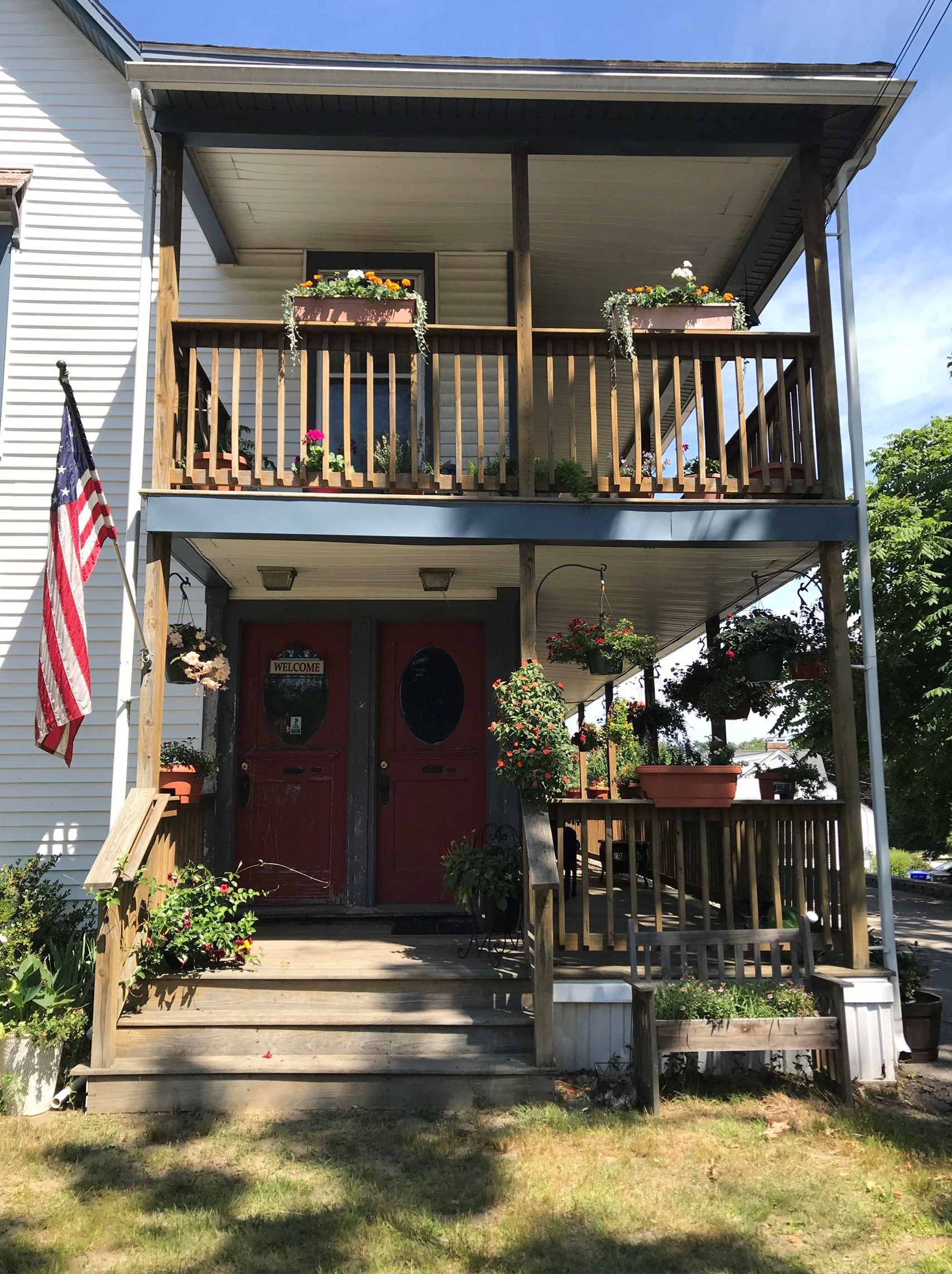 410 Candia Rd, Manchester NH  03109-4700 exterior