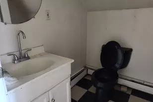 183 Cartier St, Manchester, NH 03102 - Photo 15