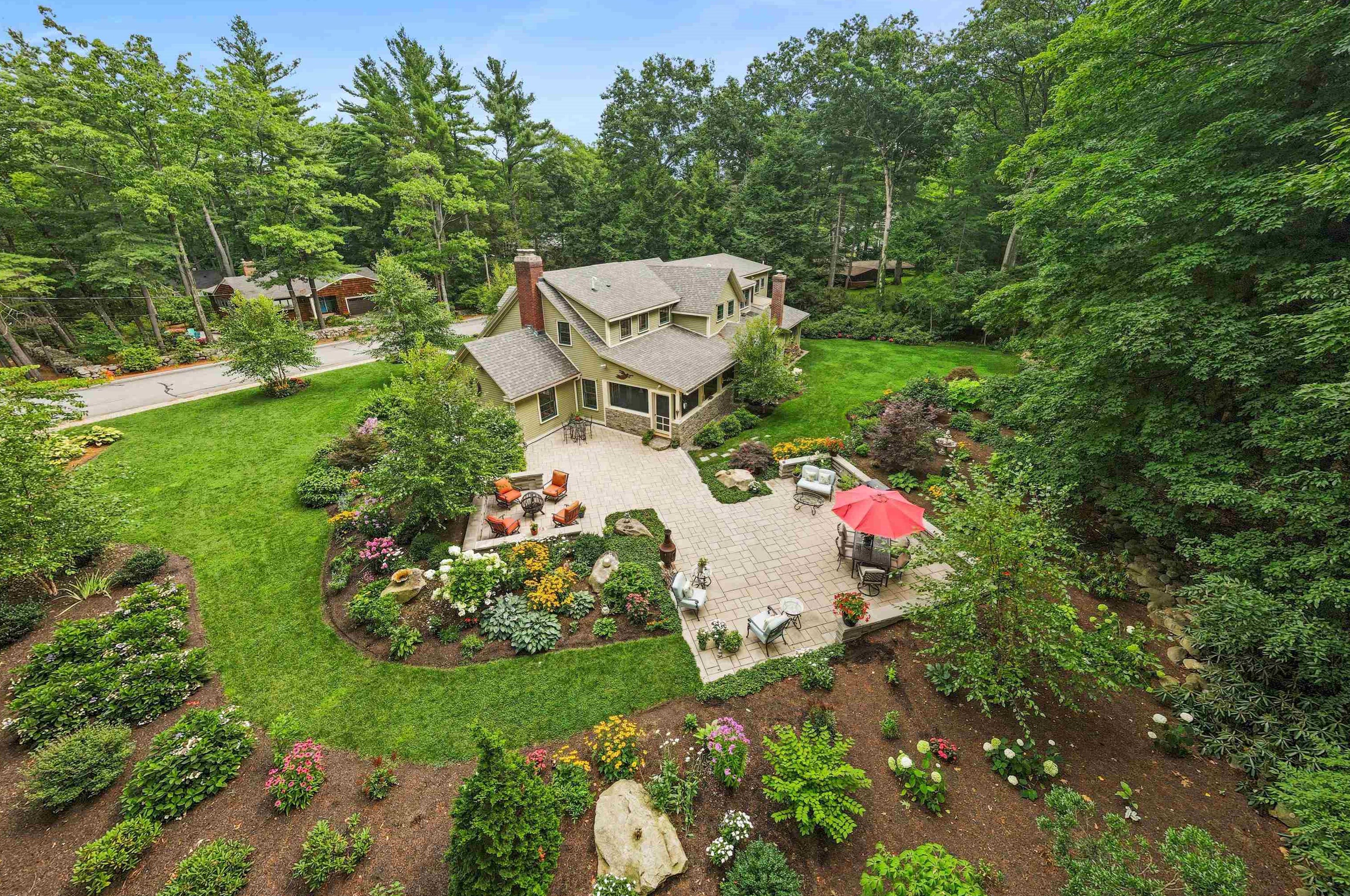 195 Heather St, Manchester NH 03104-2042 exterior