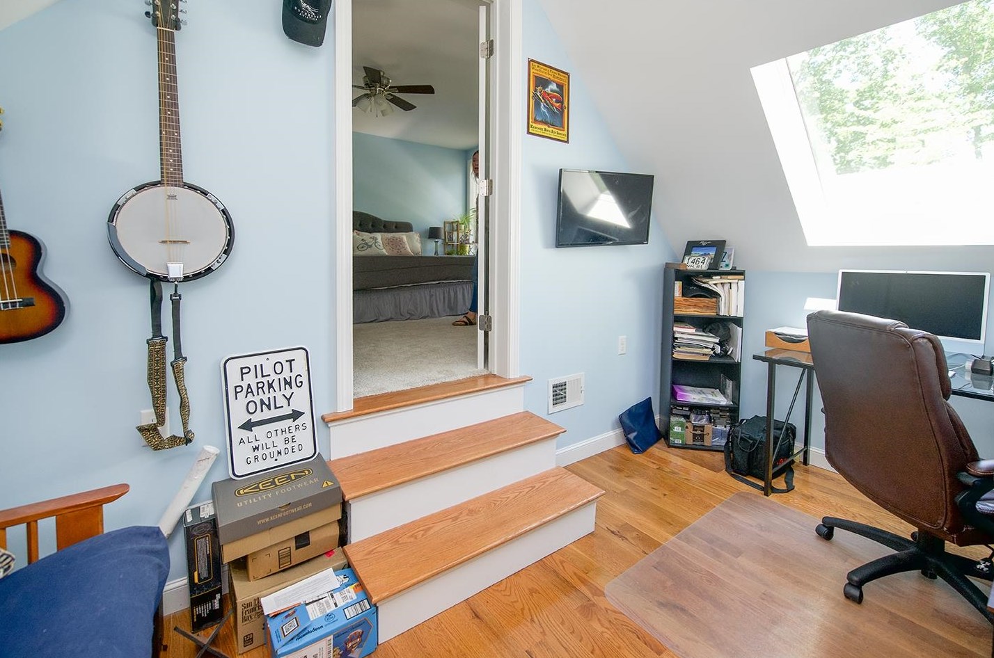 2 Beech Street Ext, Newmarket NH 03857-1502 exterior