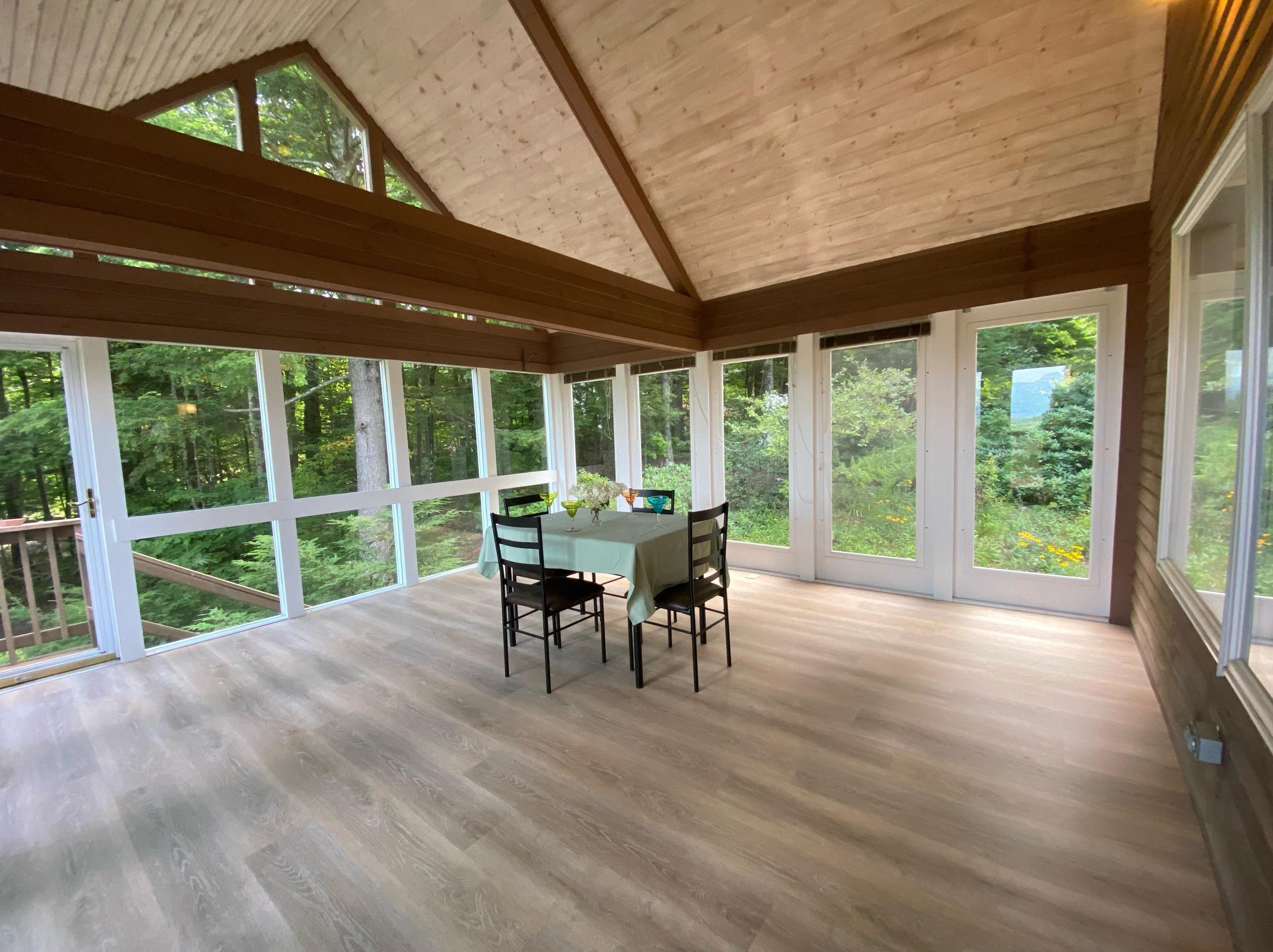 94 Oak Ridge Rd, Bridgewater NH  03264-1304 exterior