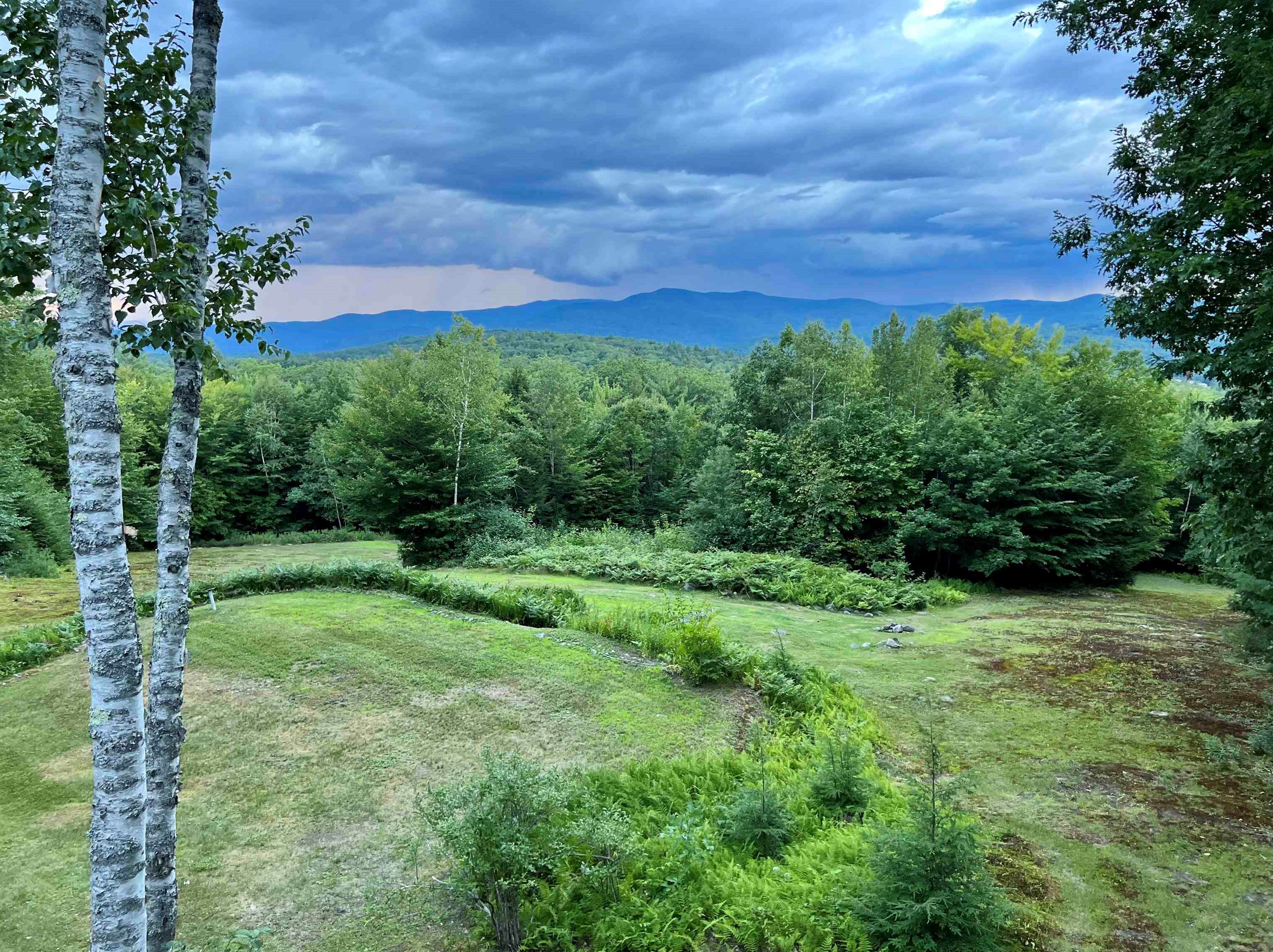 94 Oak Ridge Rd, Bridgewater NH  03264-1304 exterior