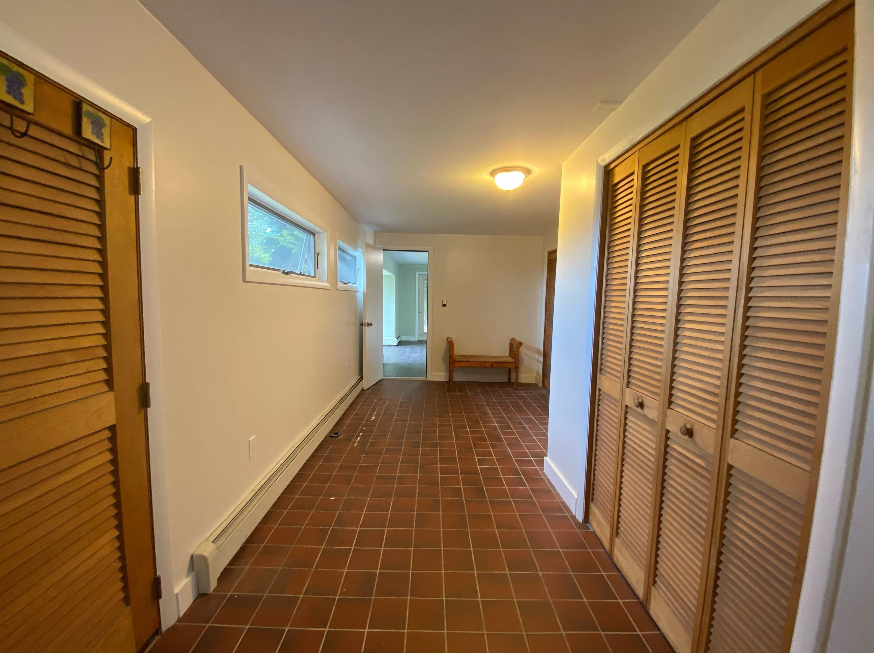 94 Oak Ridge Rd, Bridgewater NH  03264-1304 exterior