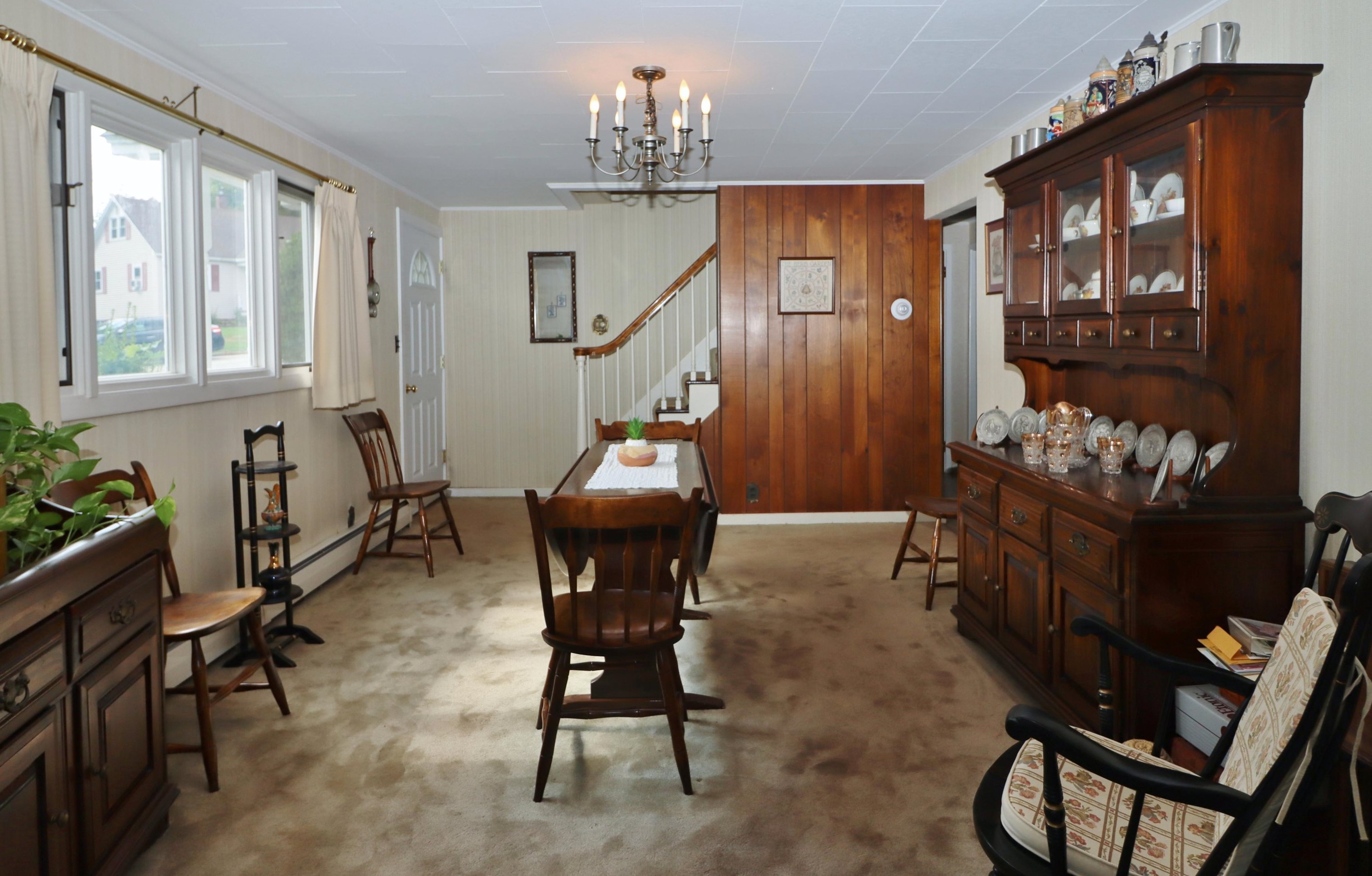 8 Jordan Ave, Berlin NH  03570-2604 exterior